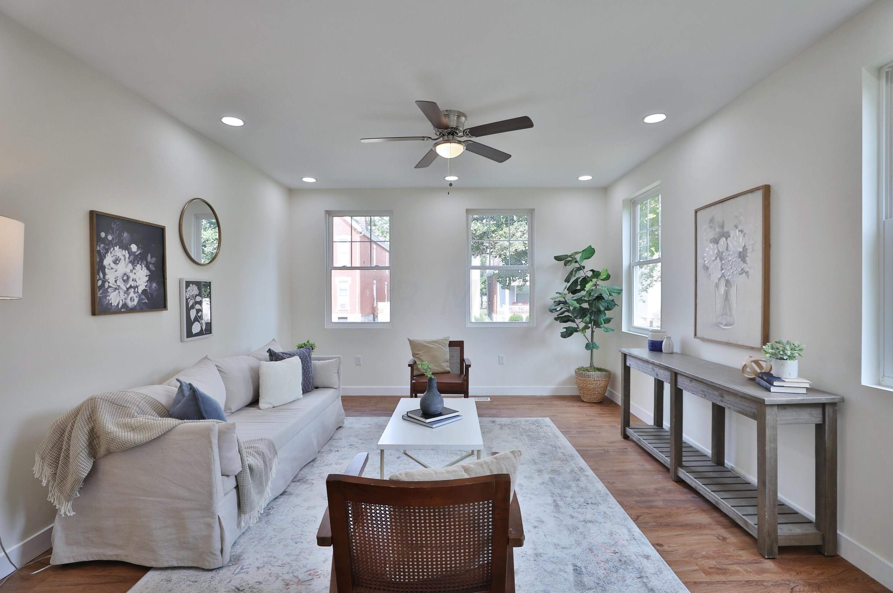 158 21st St, Columbus OH  43203-1595 exterior