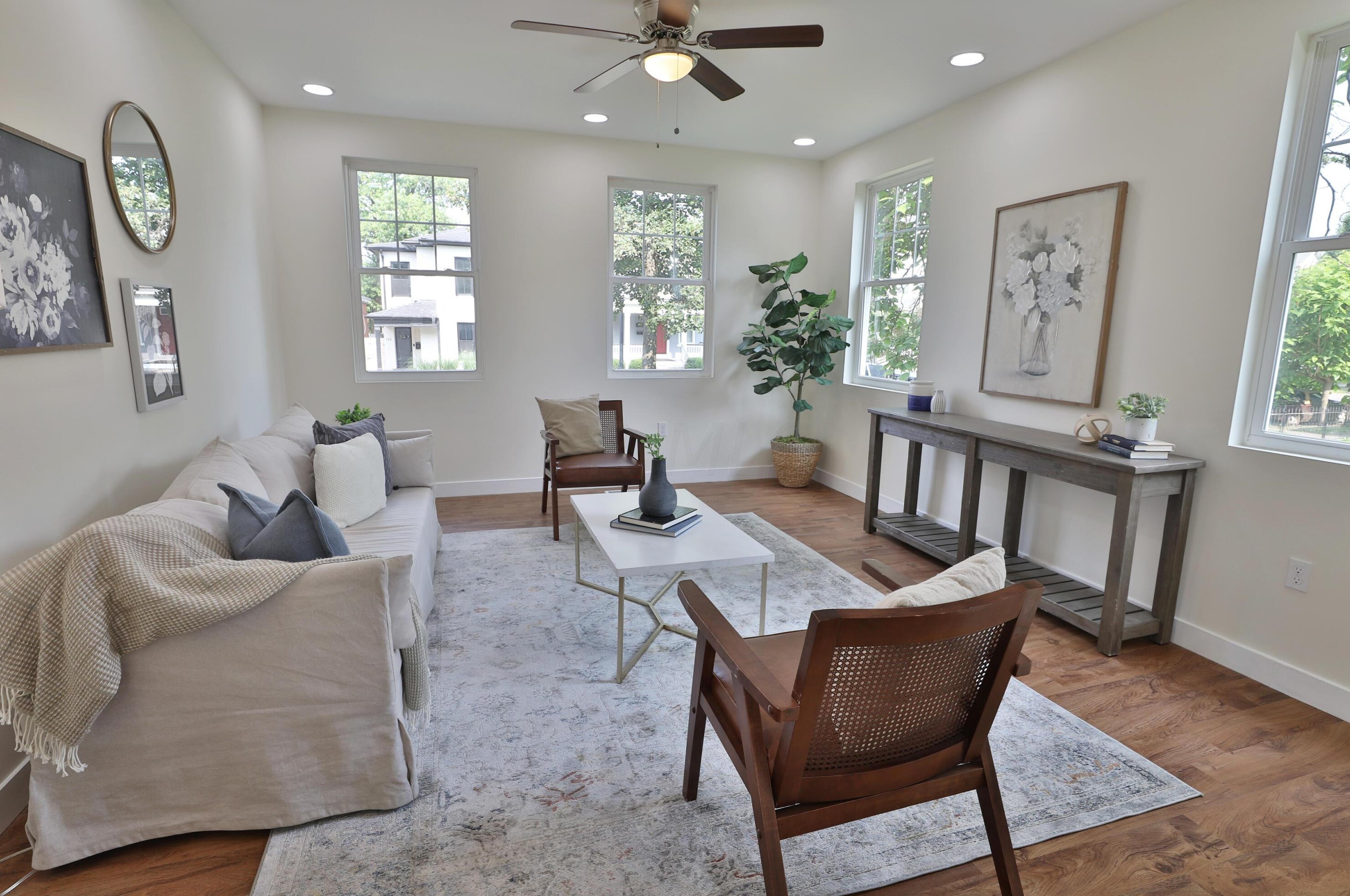 158 21st St, Columbus OH  43203-1595 exterior