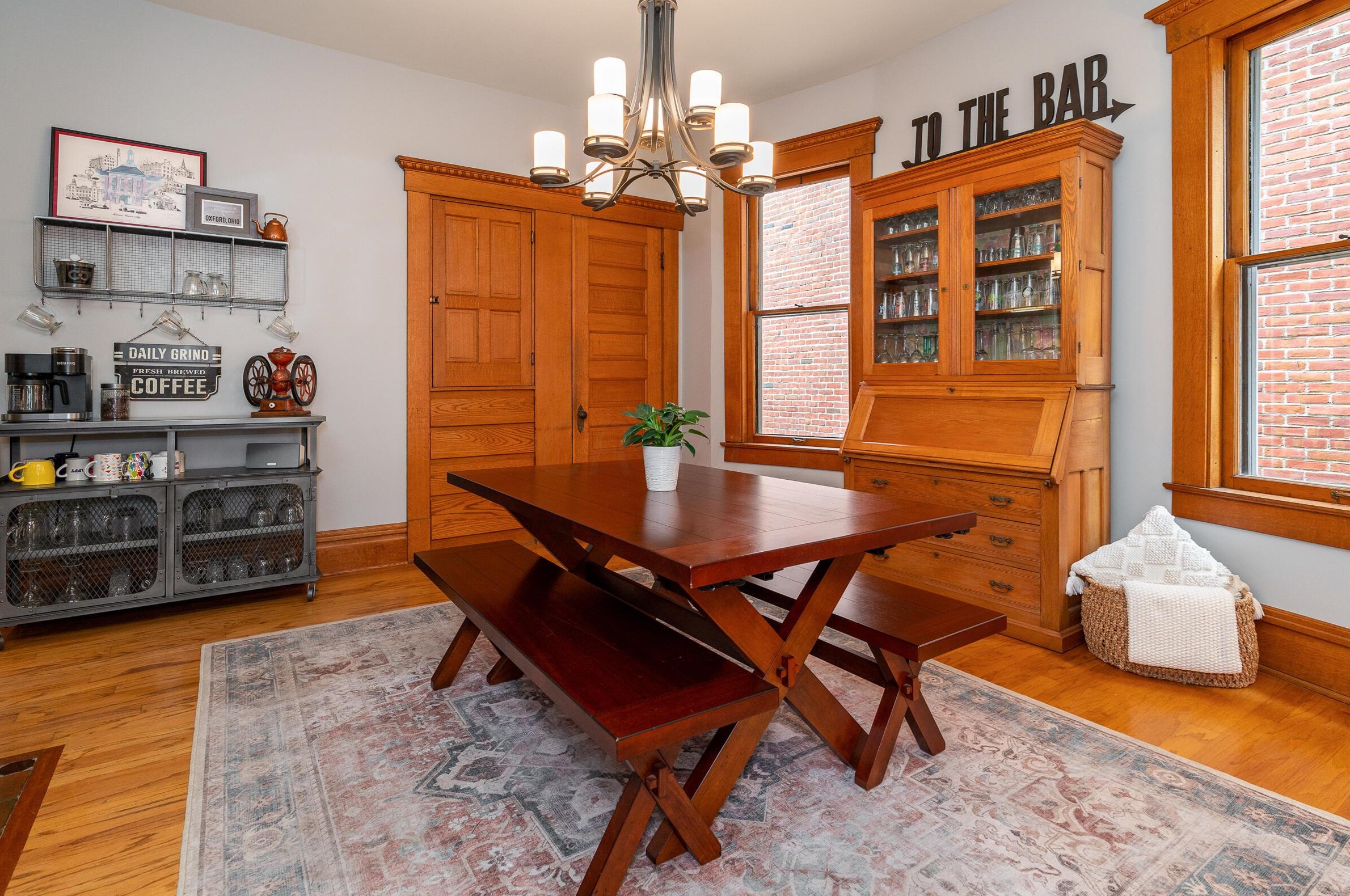 1115 Neil Ave, Columbus OH 43201-3118 exterior