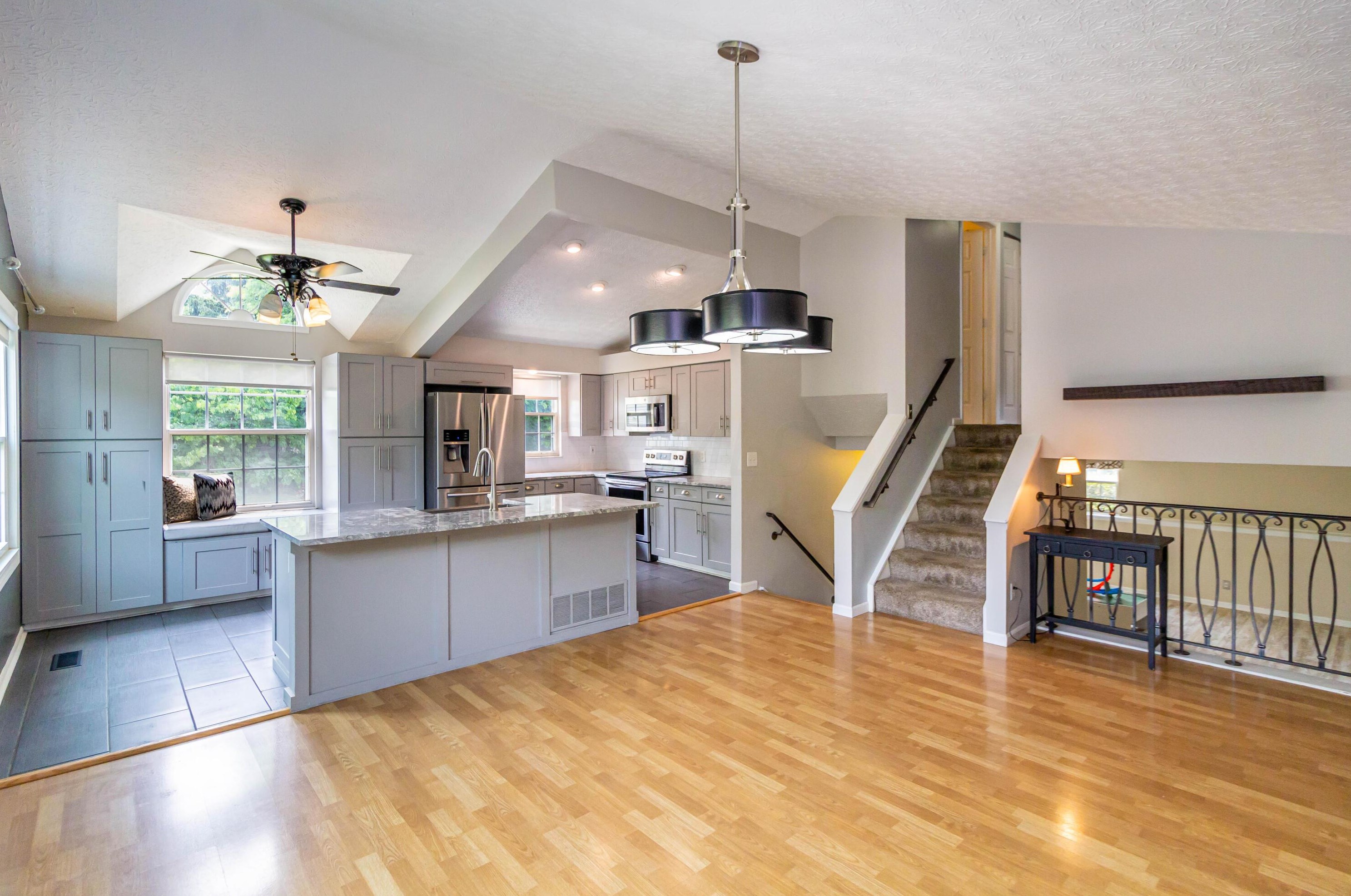 3612 Seattle Slew Dr, Columbus, OH 43221-5610
