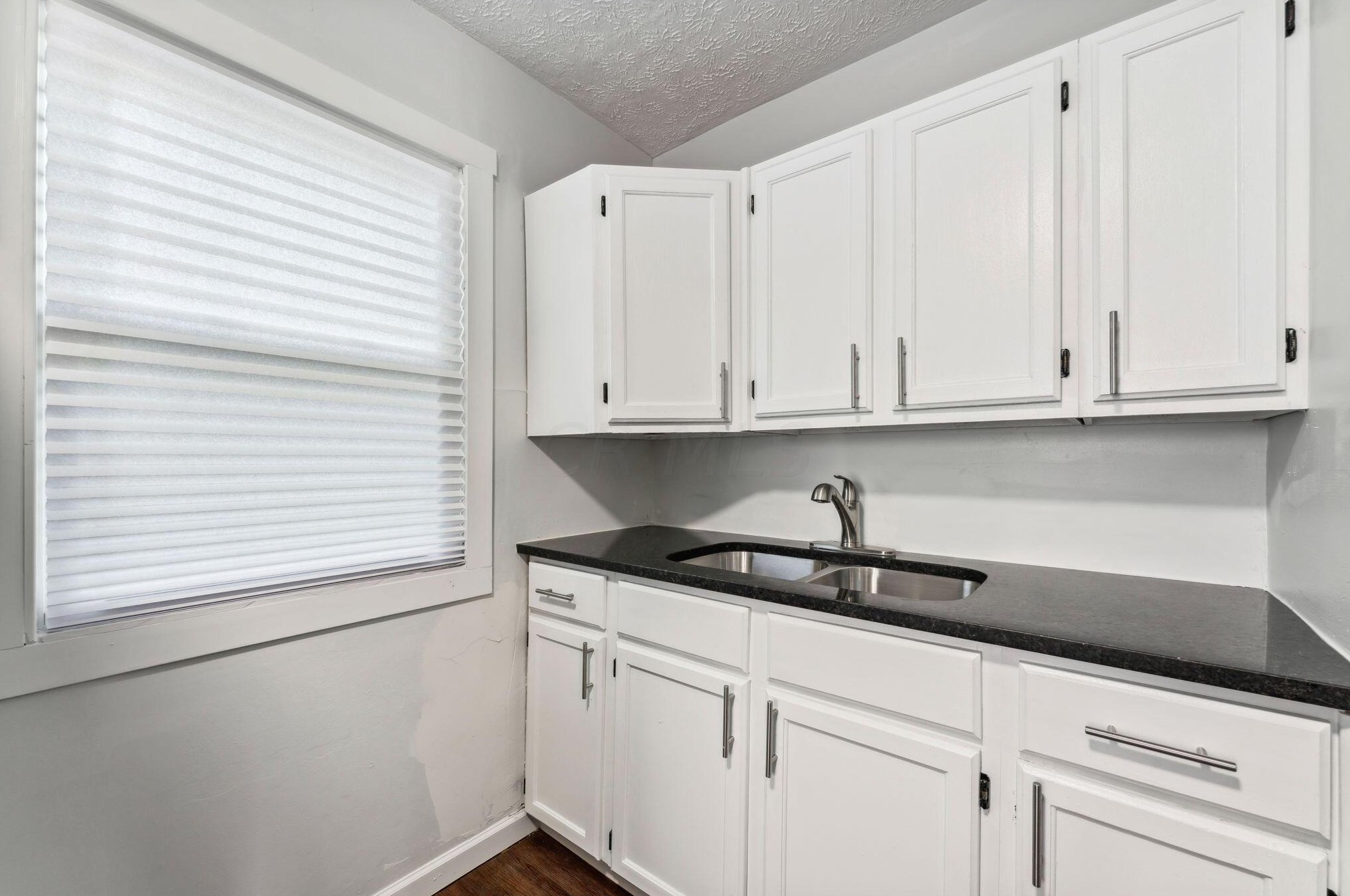 1261 Lenore Ave, Columbus OH 43224-3359 exterior