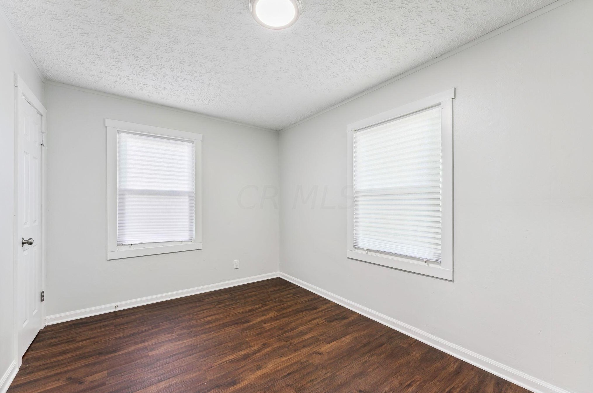 1261 Lenore Ave, Columbus OH 43224-3359 exterior