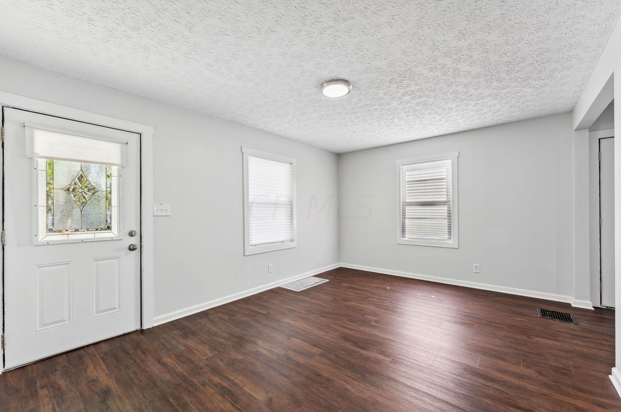 1261 Lenore Ave, Columbus OH 43224-3359 exterior