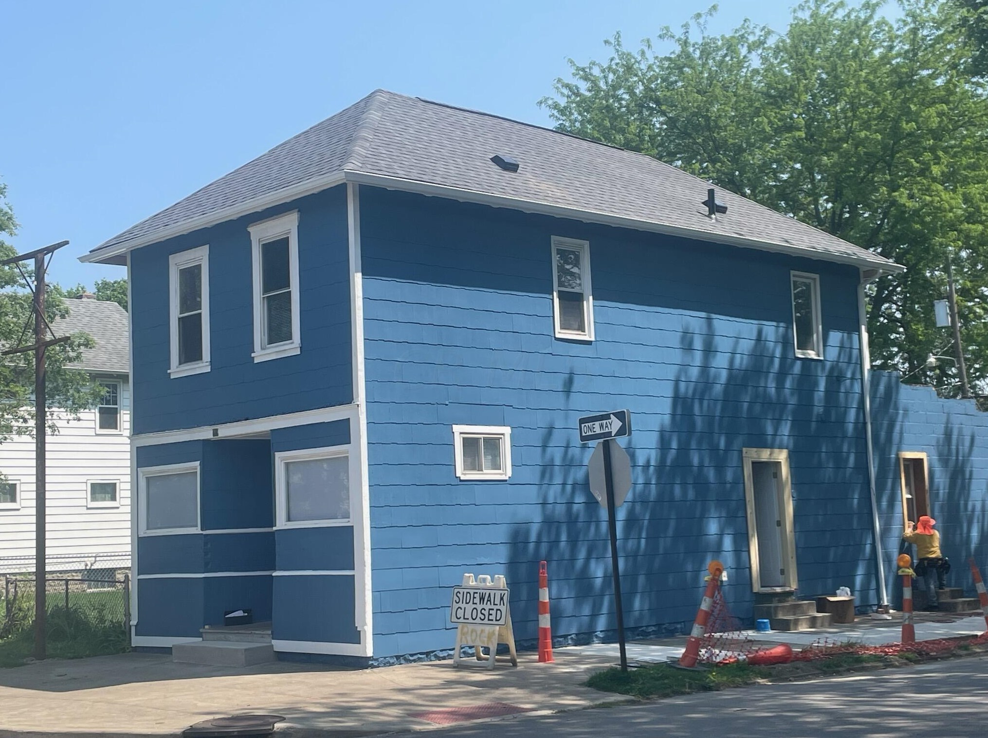215 Barthman Ave, Columbus, OH 43207-1916