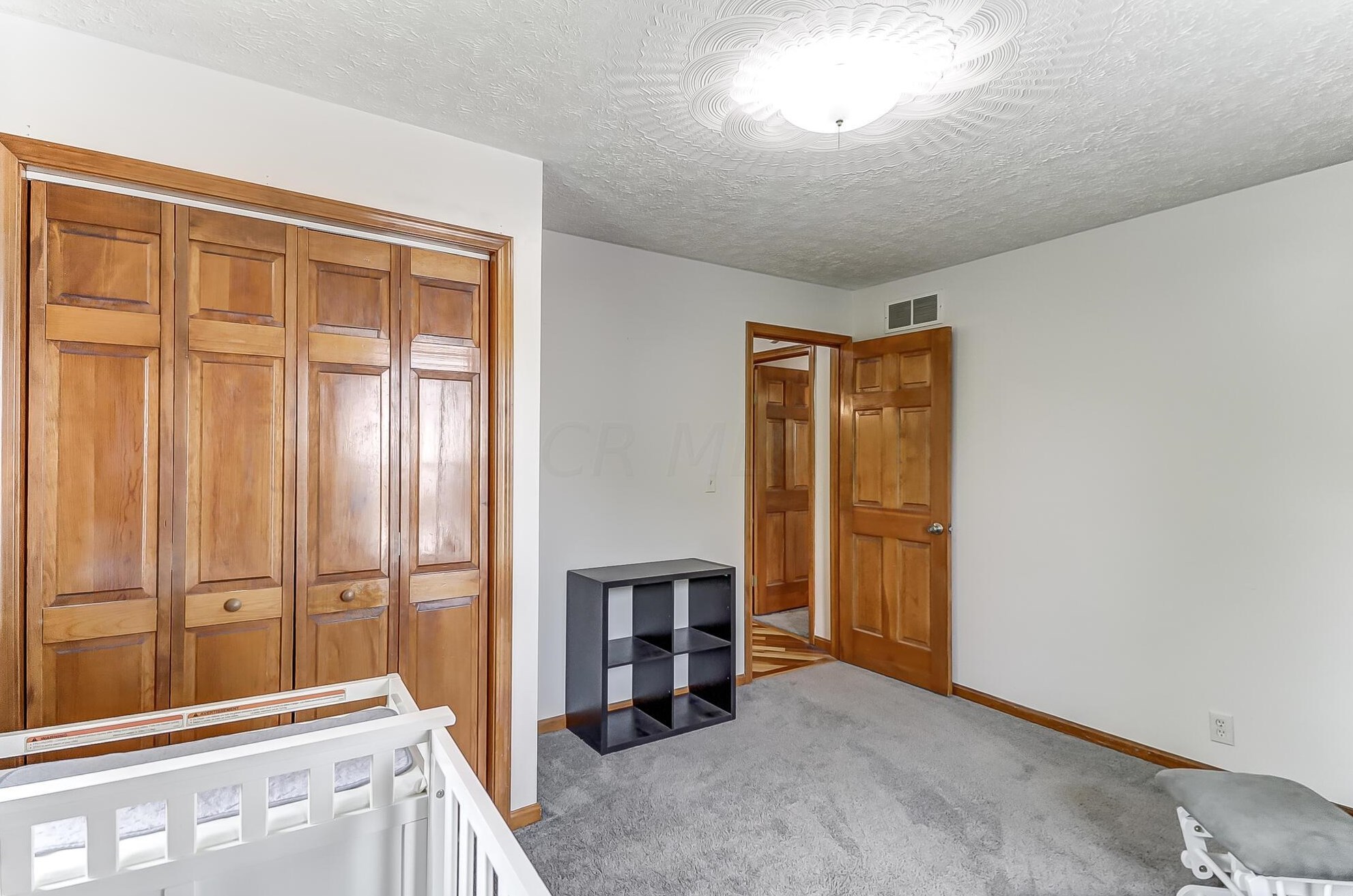 224 Clark Dr, Circleville OH  43113-2408 exterior