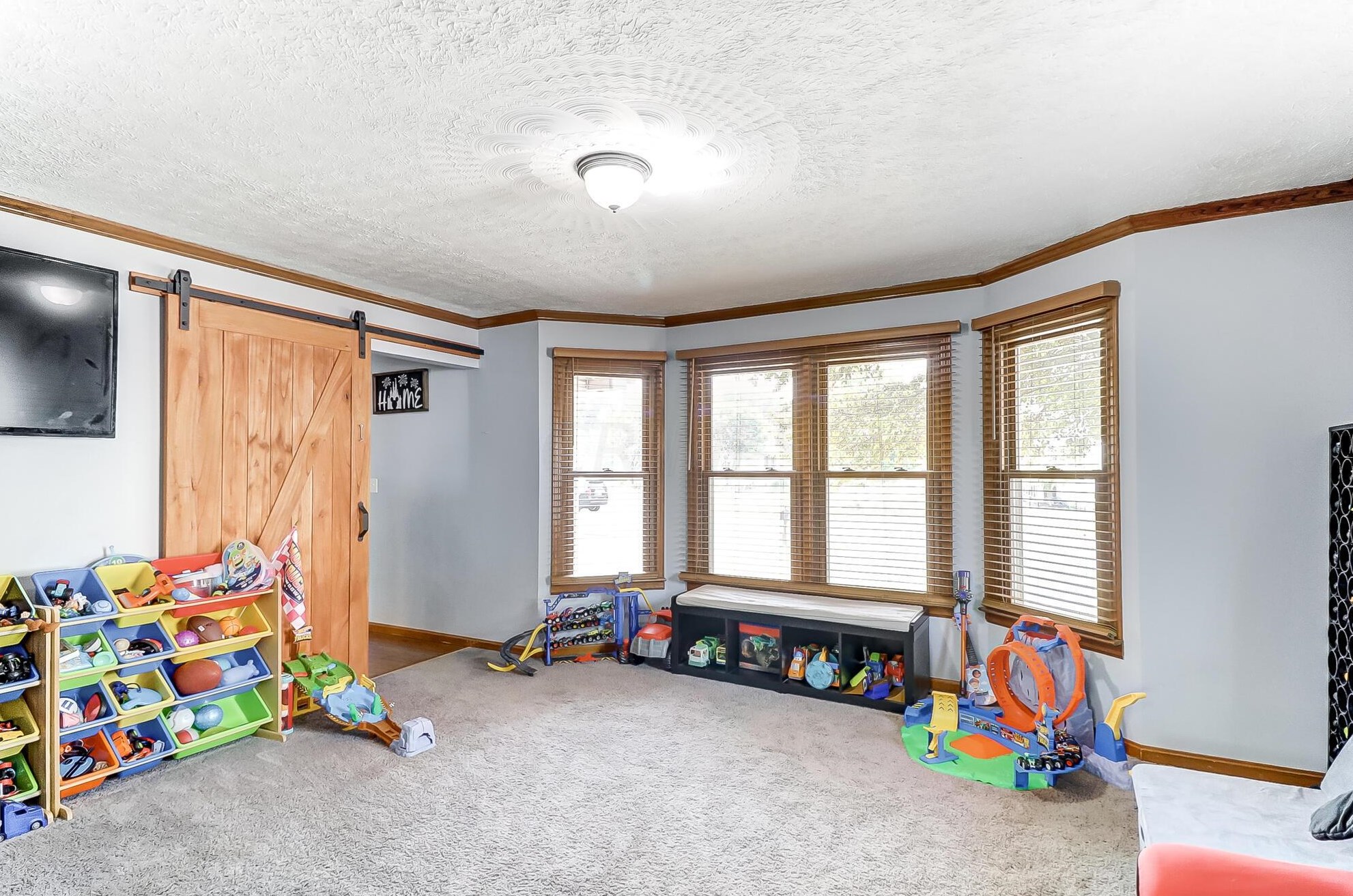 224 Clark Dr, Circleville OH  43113-2408 exterior