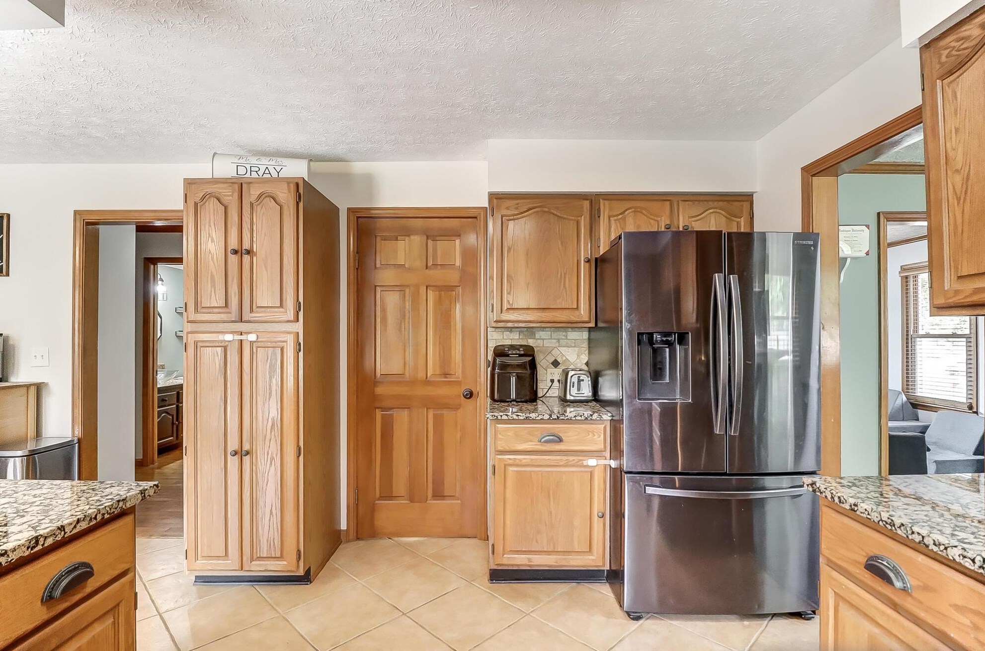 224 Clark Dr, Circleville OH  43113-2408 exterior