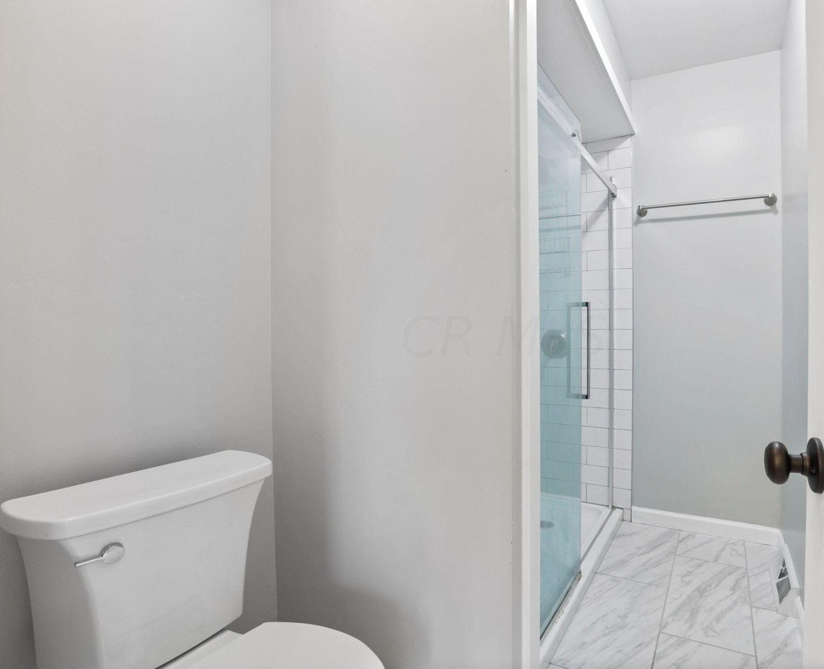 4280 Chaucer Ln, Columbus OH 43220-4055 exterior