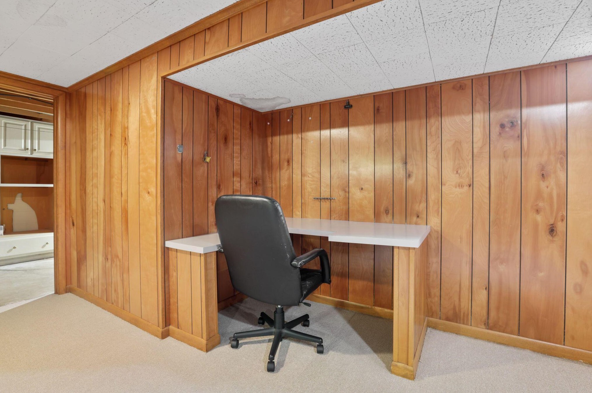 4280 Chaucer Ln, Columbus OH 43220-4055 exterior