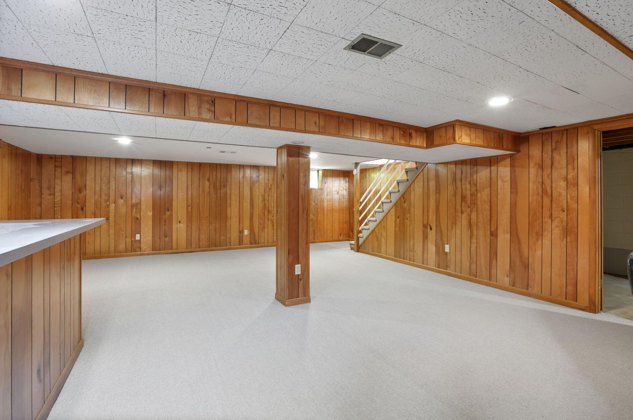 4280 Chaucer Ln, Columbus OH 43220-4055 exterior