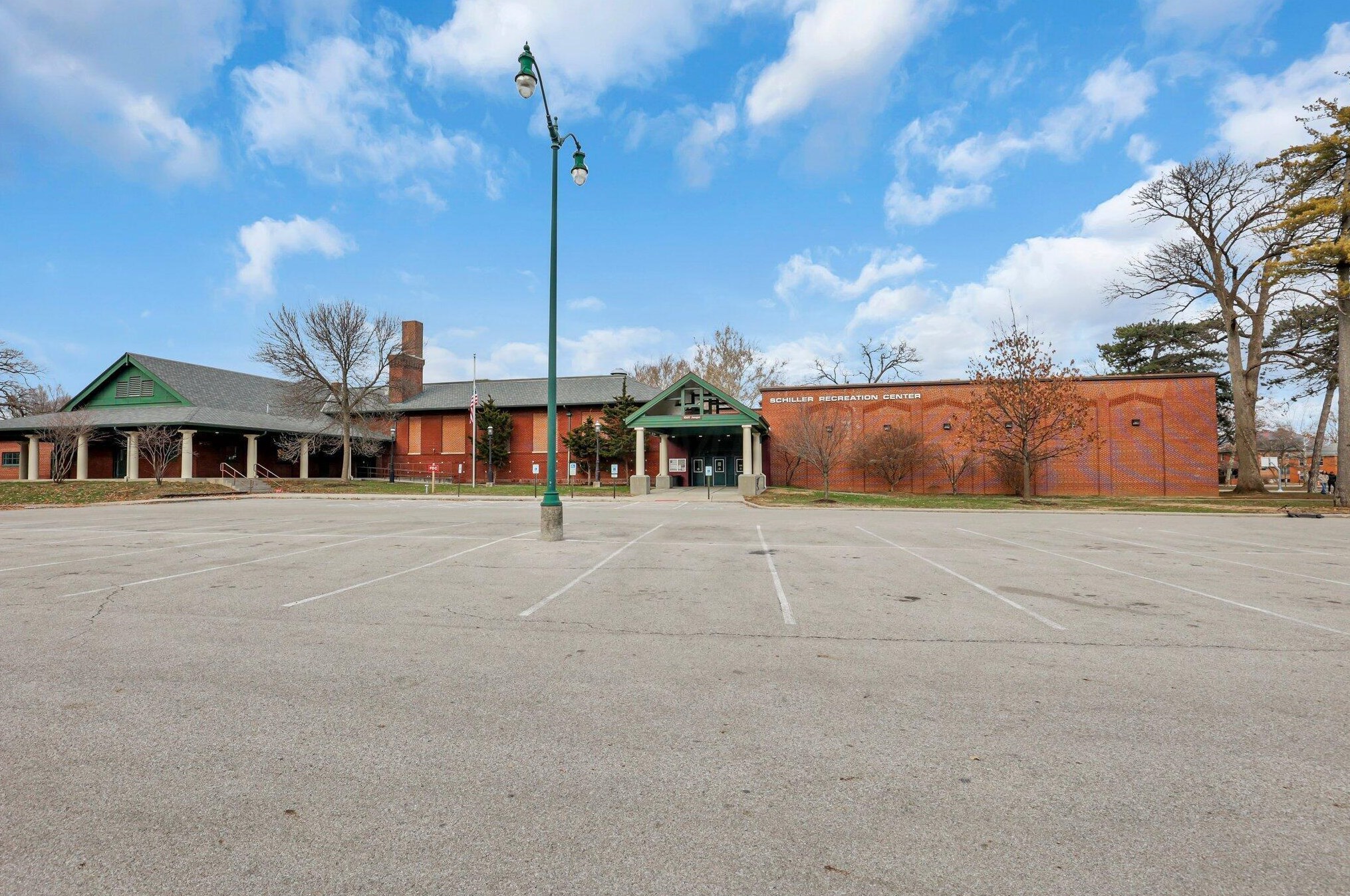 165 Frebis Ave, Columbus OH 43206-3725 exterior