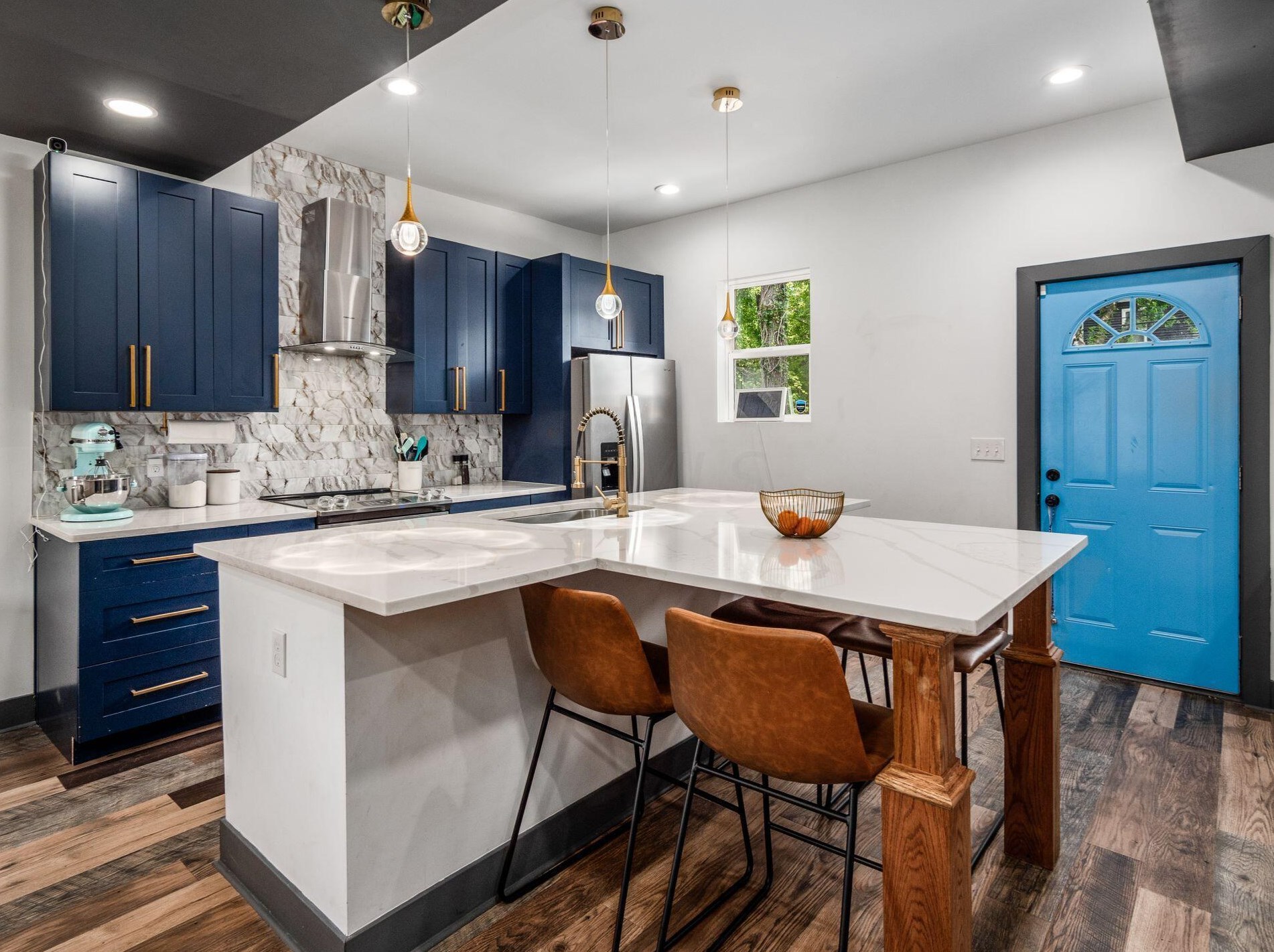 1266 Atcheson St, Columbus OH 43203-1116 exterior