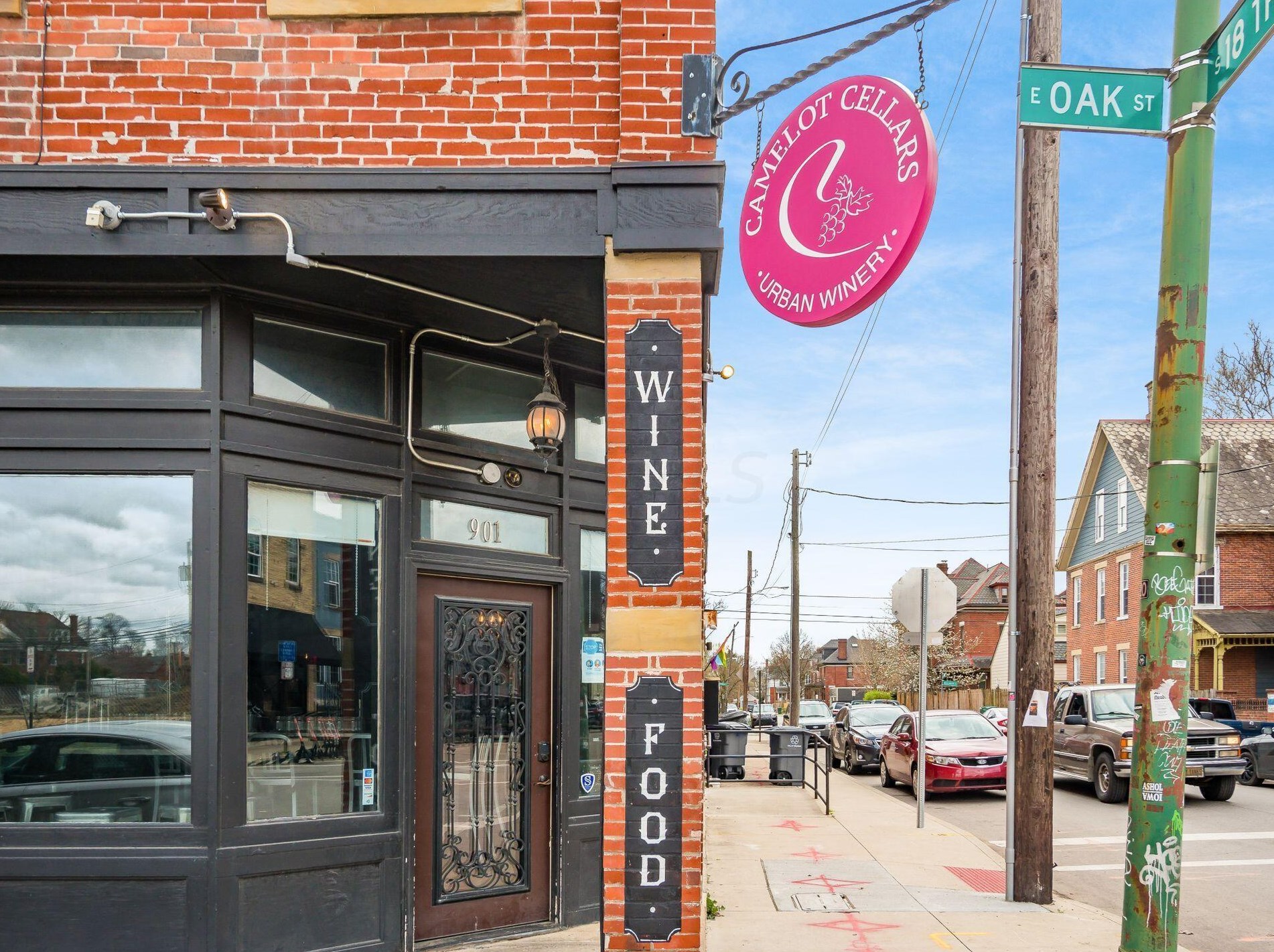 1266 Atcheson St, Columbus OH 43203-1116 exterior