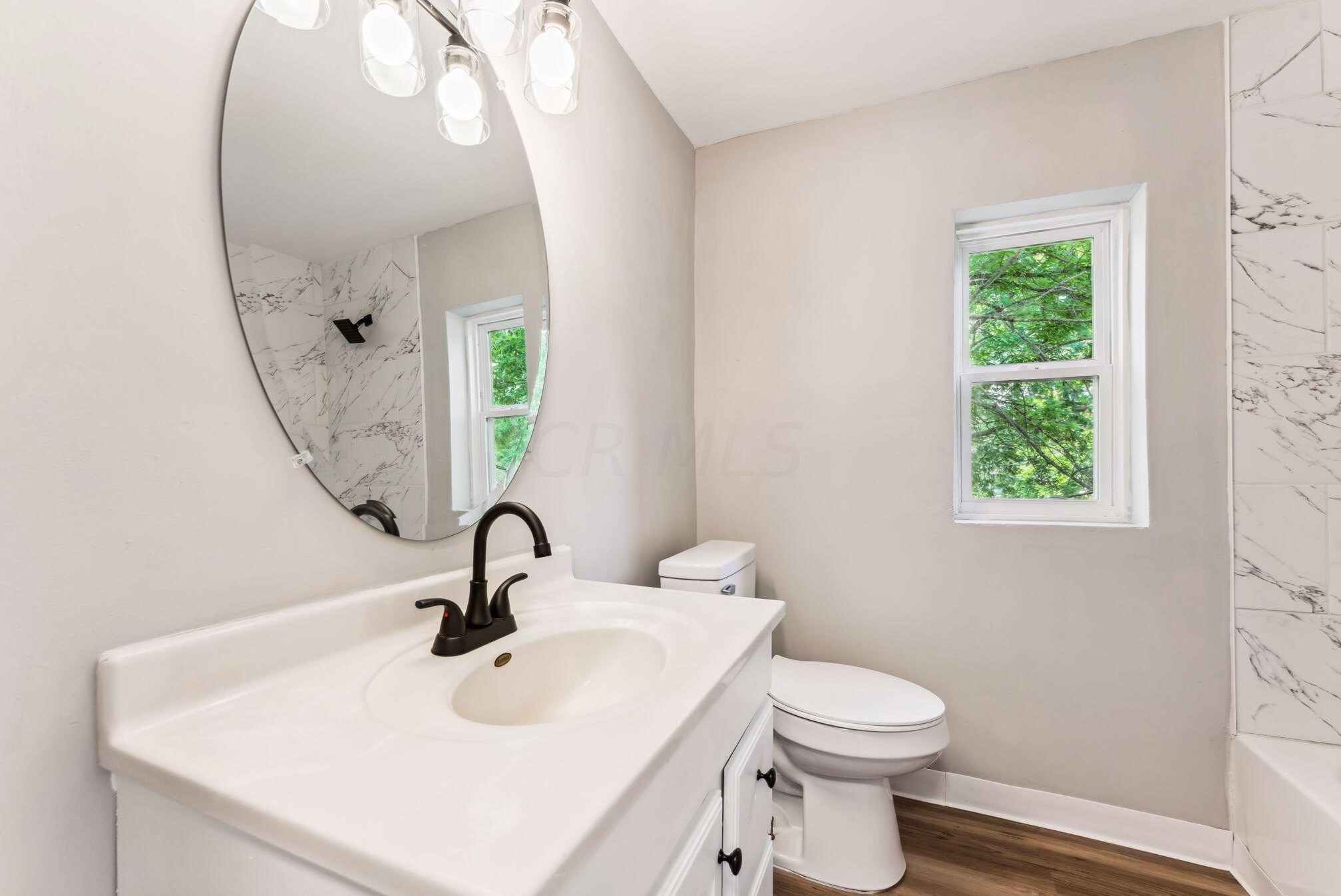 1465 Kenmore Rd, Columbus OH 43219-1057 exterior