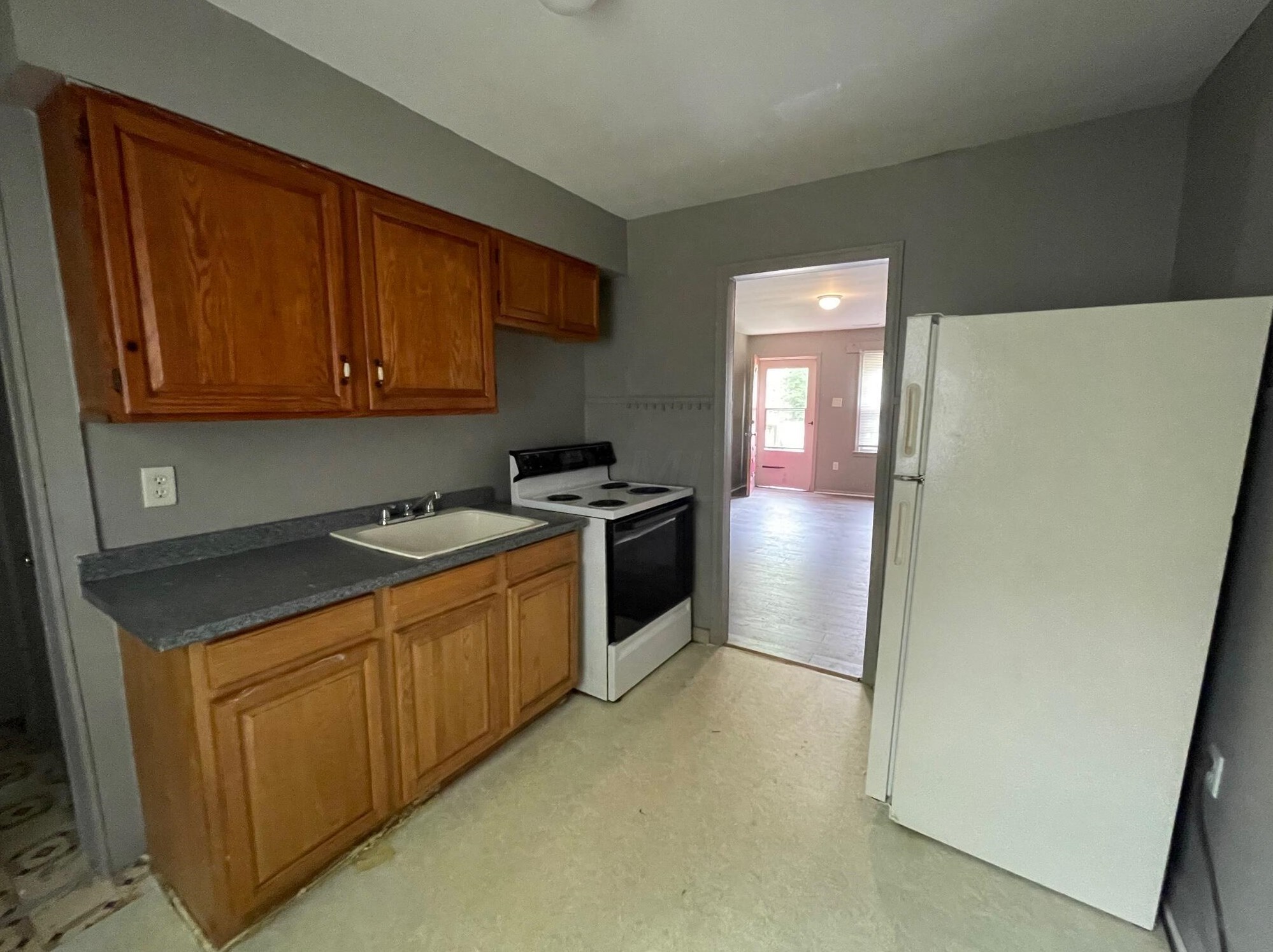 1240 Seymour Ave, Columbus OH  43206-3206 exterior