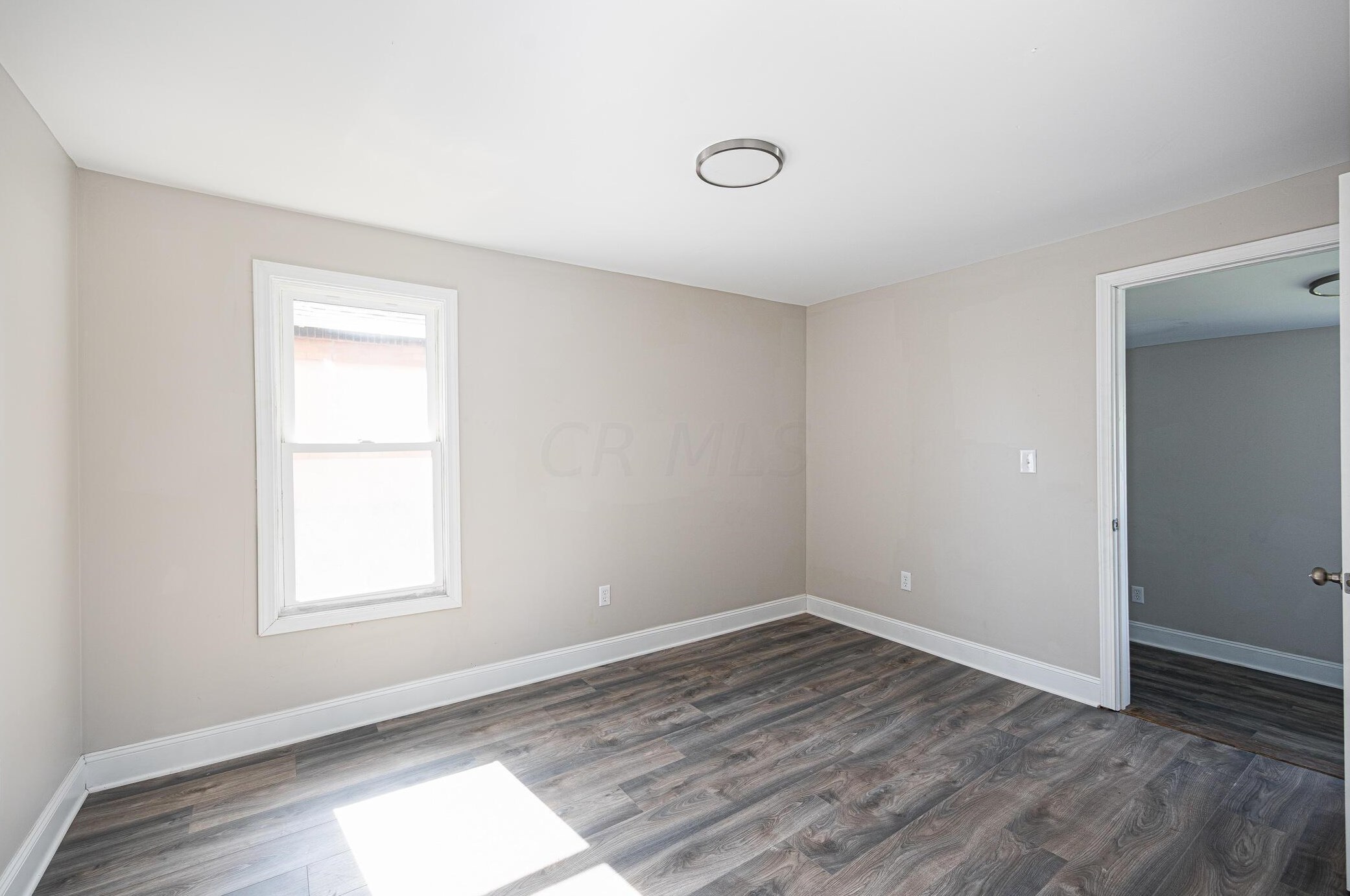 802 2 Ave, Columbus OH 43201-3761 exterior