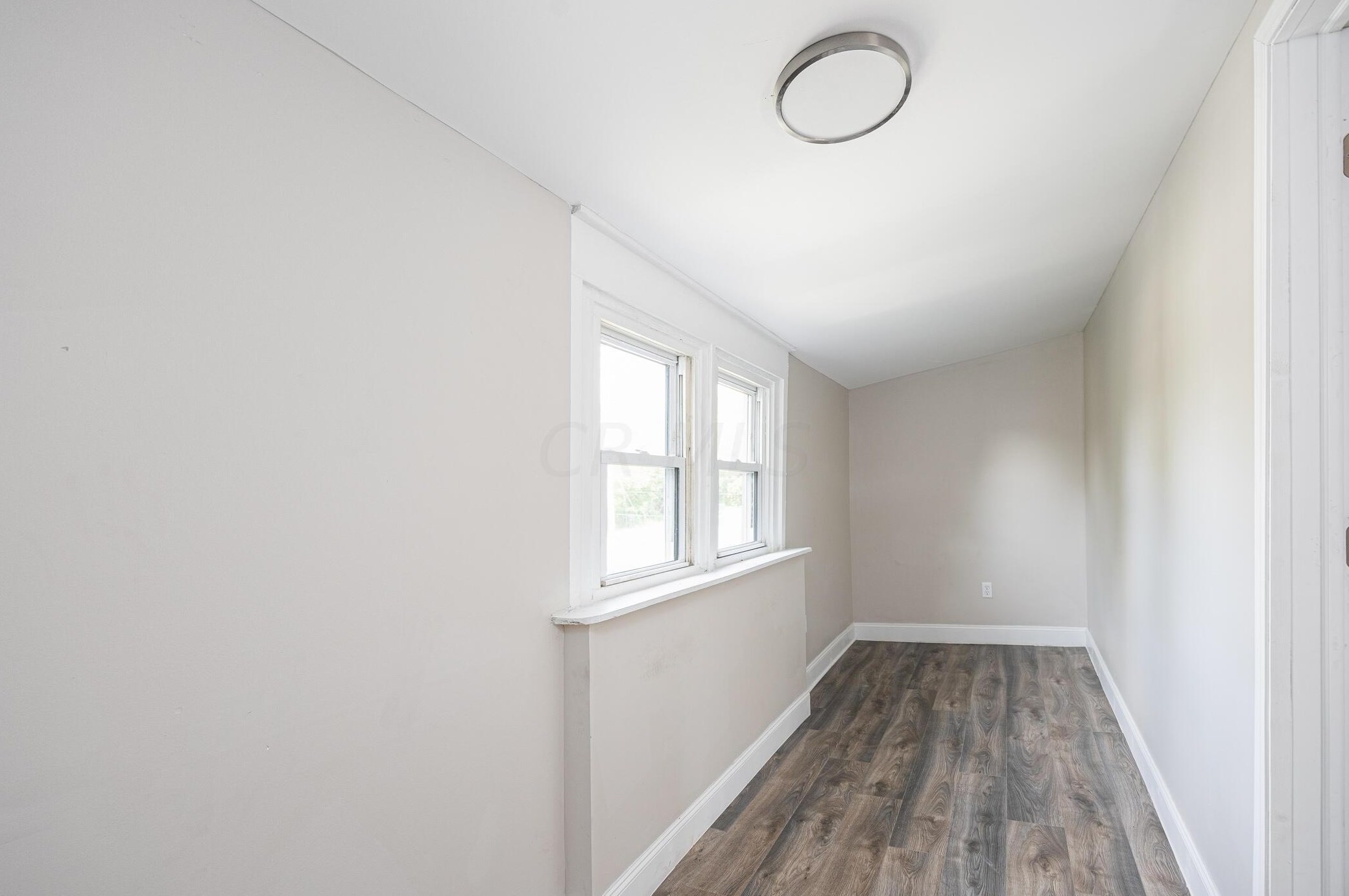 802 2 Ave, Columbus OH 43201-3761 exterior