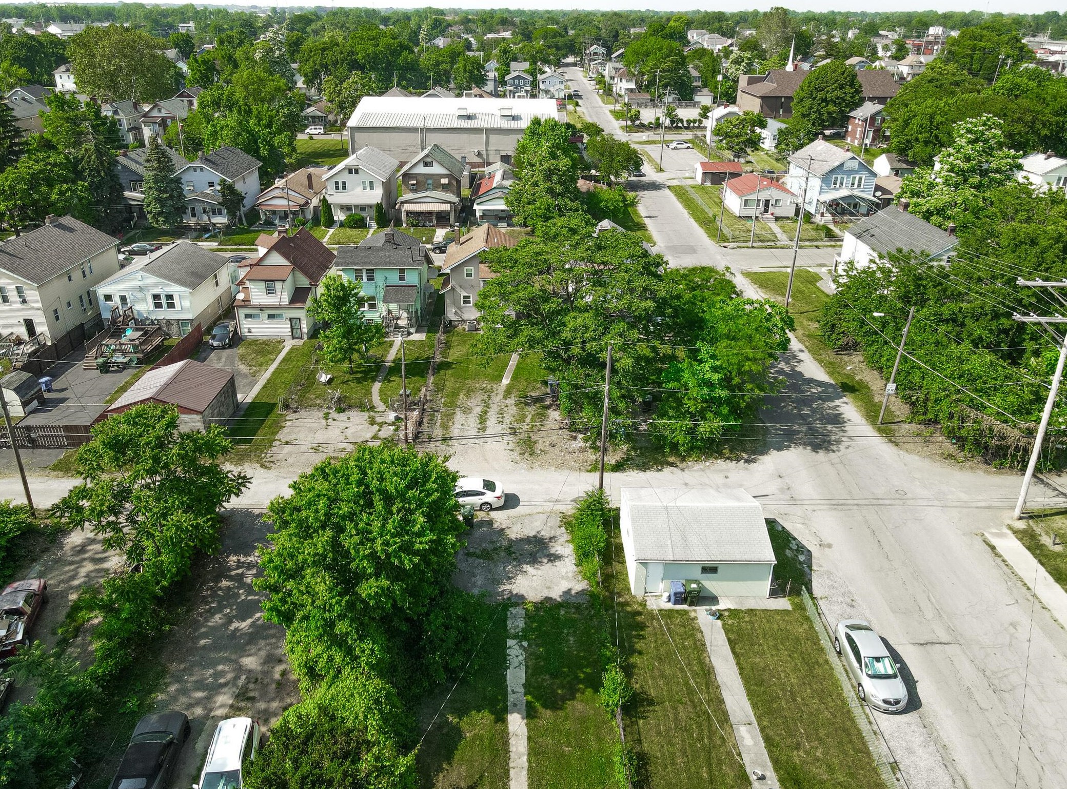 802 2 Ave, Columbus OH 43201-3761 exterior