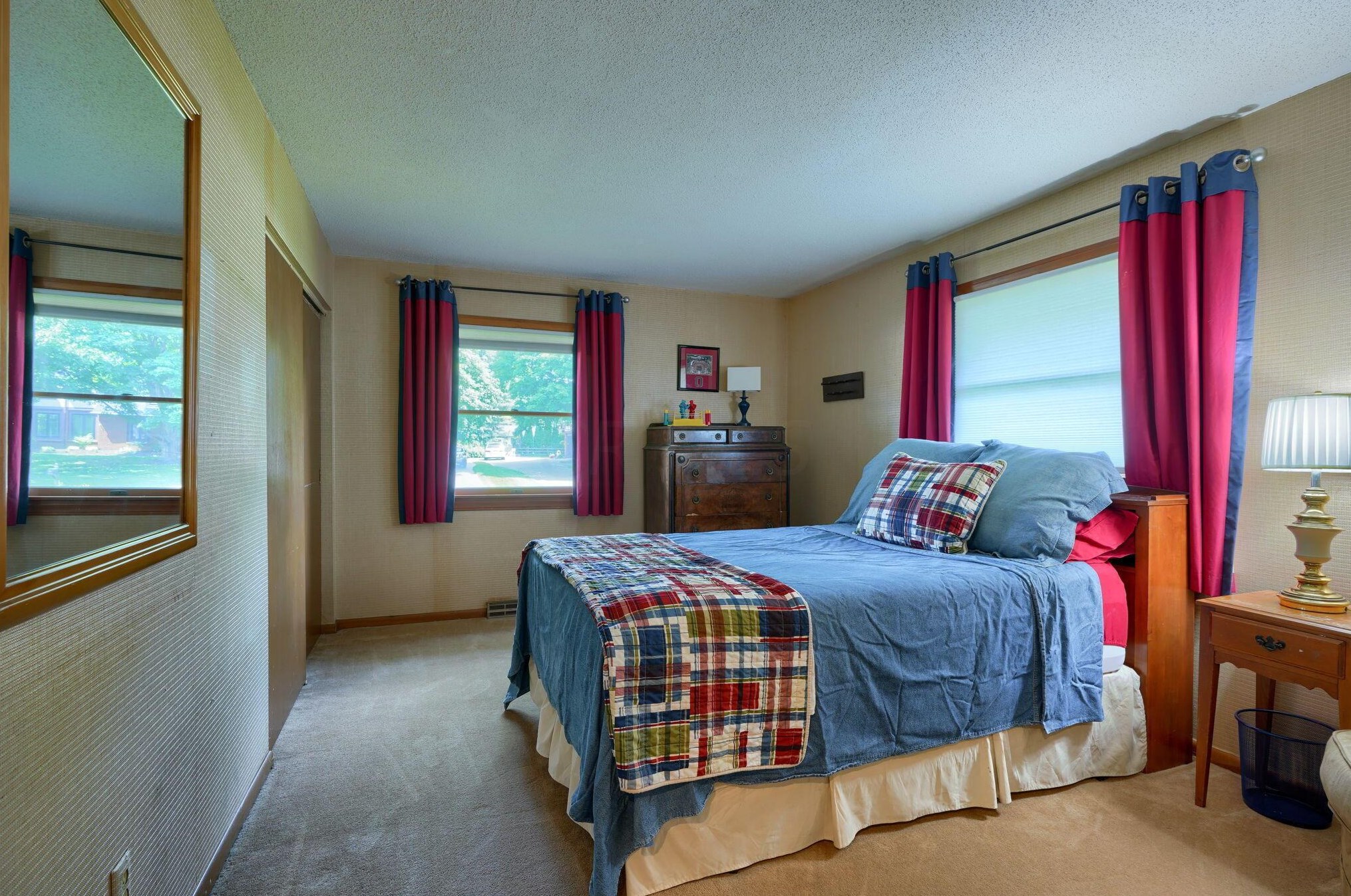 863 Gatehouse Ln, Columbus OH 43235-1731 exterior