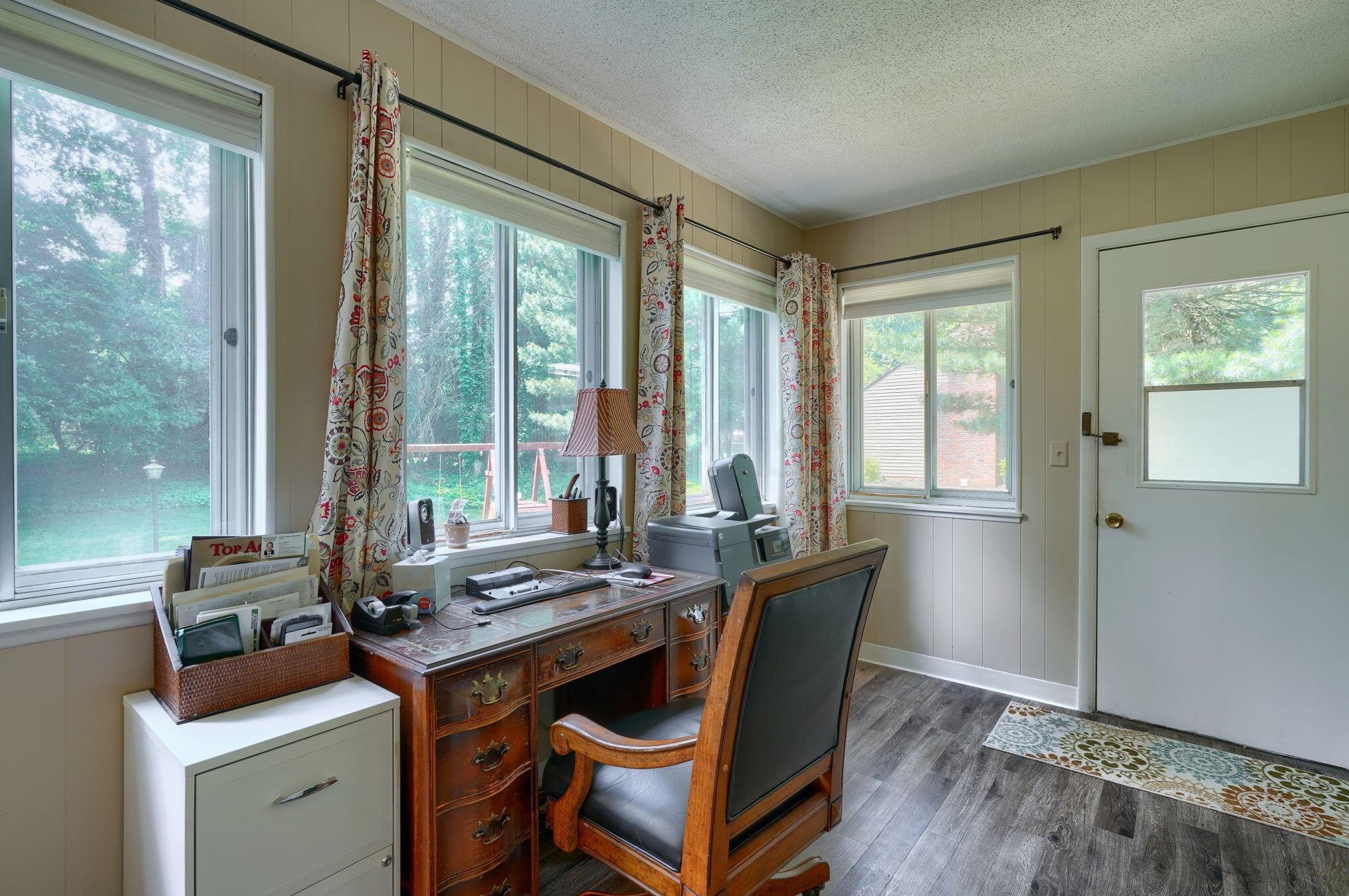 863 Gatehouse Ln, Columbus OH 43235-1731 exterior