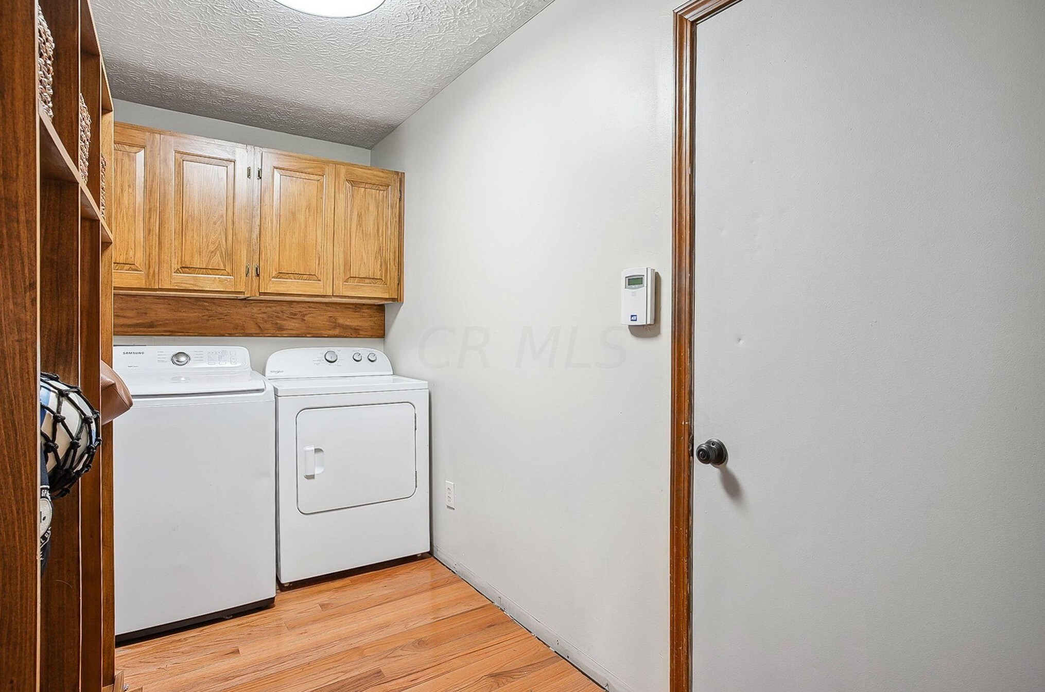 1025 Caroway Blvd, Columbus OH 43230-6214 exterior