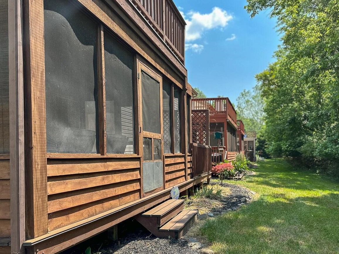 397 Fenway Rd, Columbus OH 43214-1406 exterior