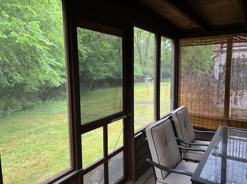 397 Fenway Rd, Columbus OH 43214-1406 exterior