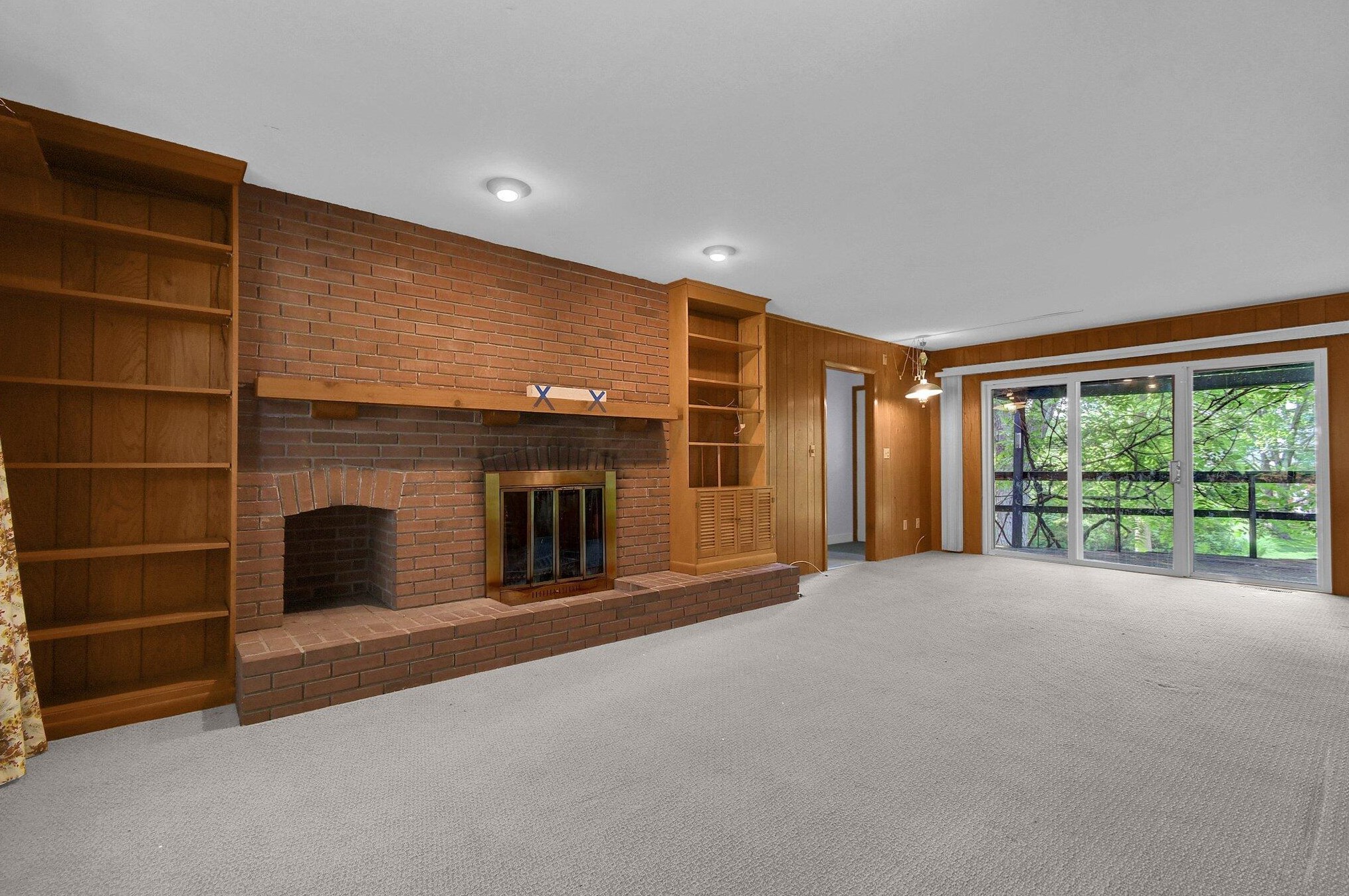 911 Clubview Blvd, Columbus OH 43235-1222 exterior