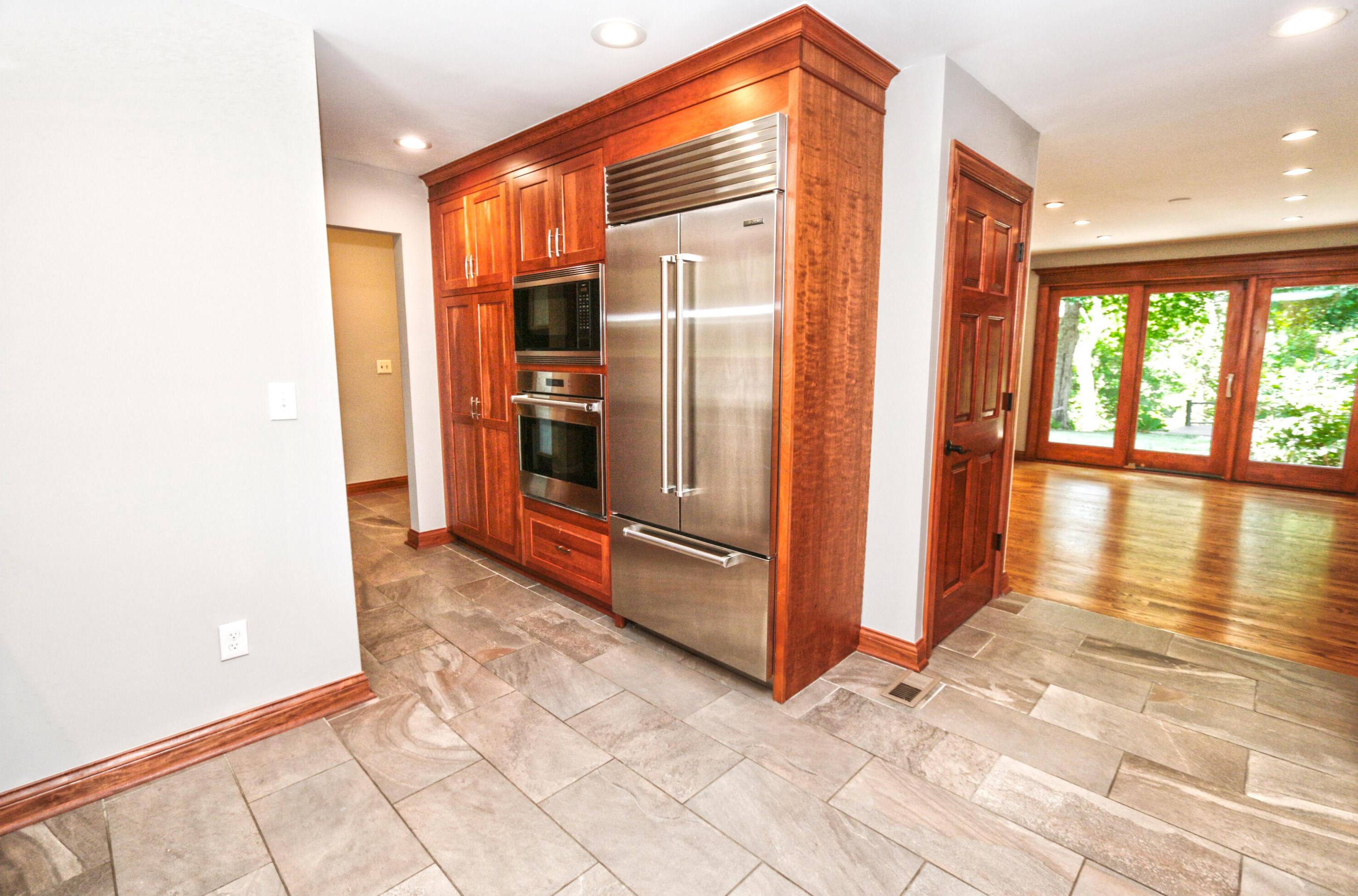 5795 Olentangy Blvd, Columbus OH 43085-3824 exterior