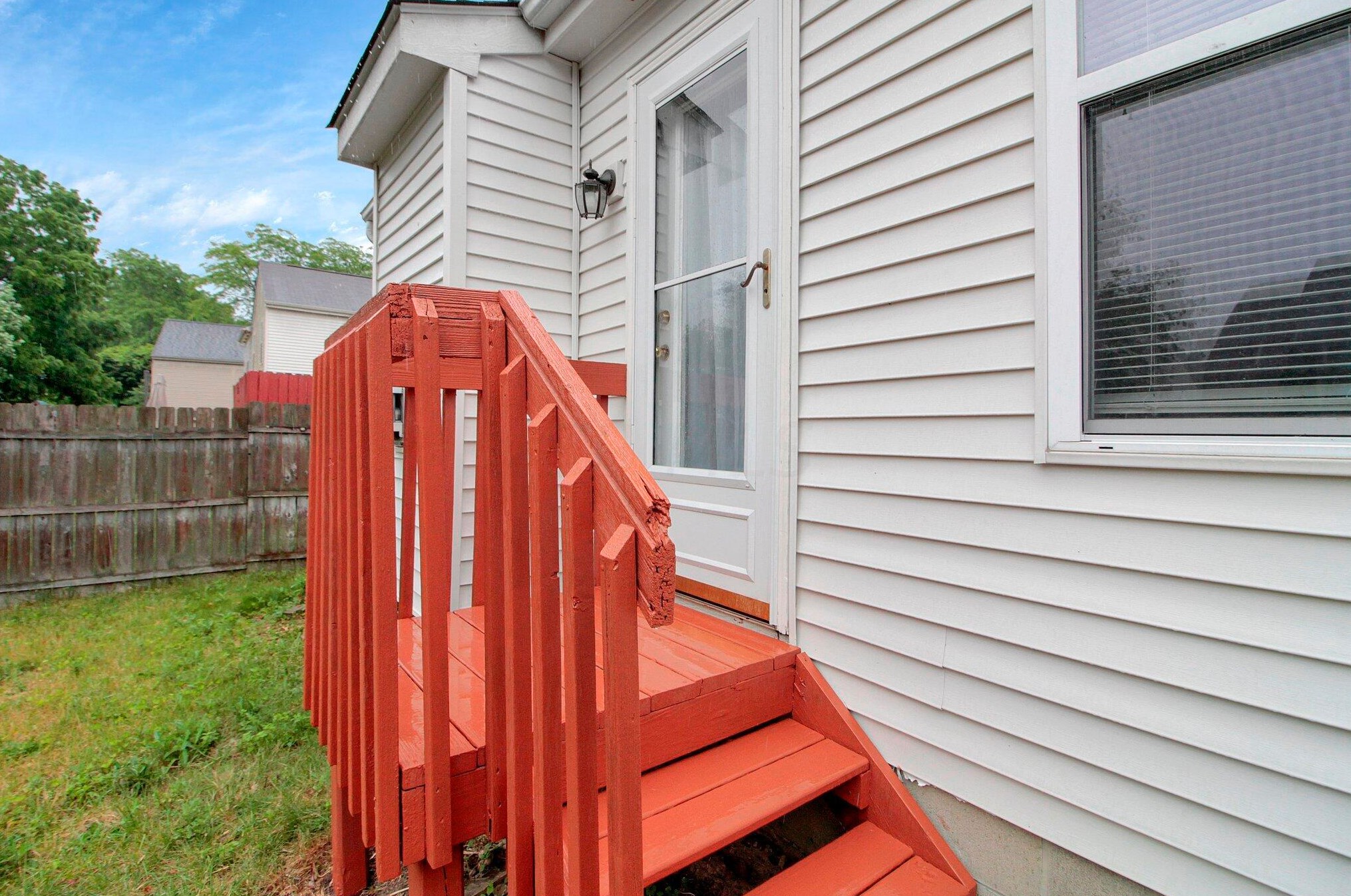 4830 Victory Ct, Columbus OH 43231-8831 exterior