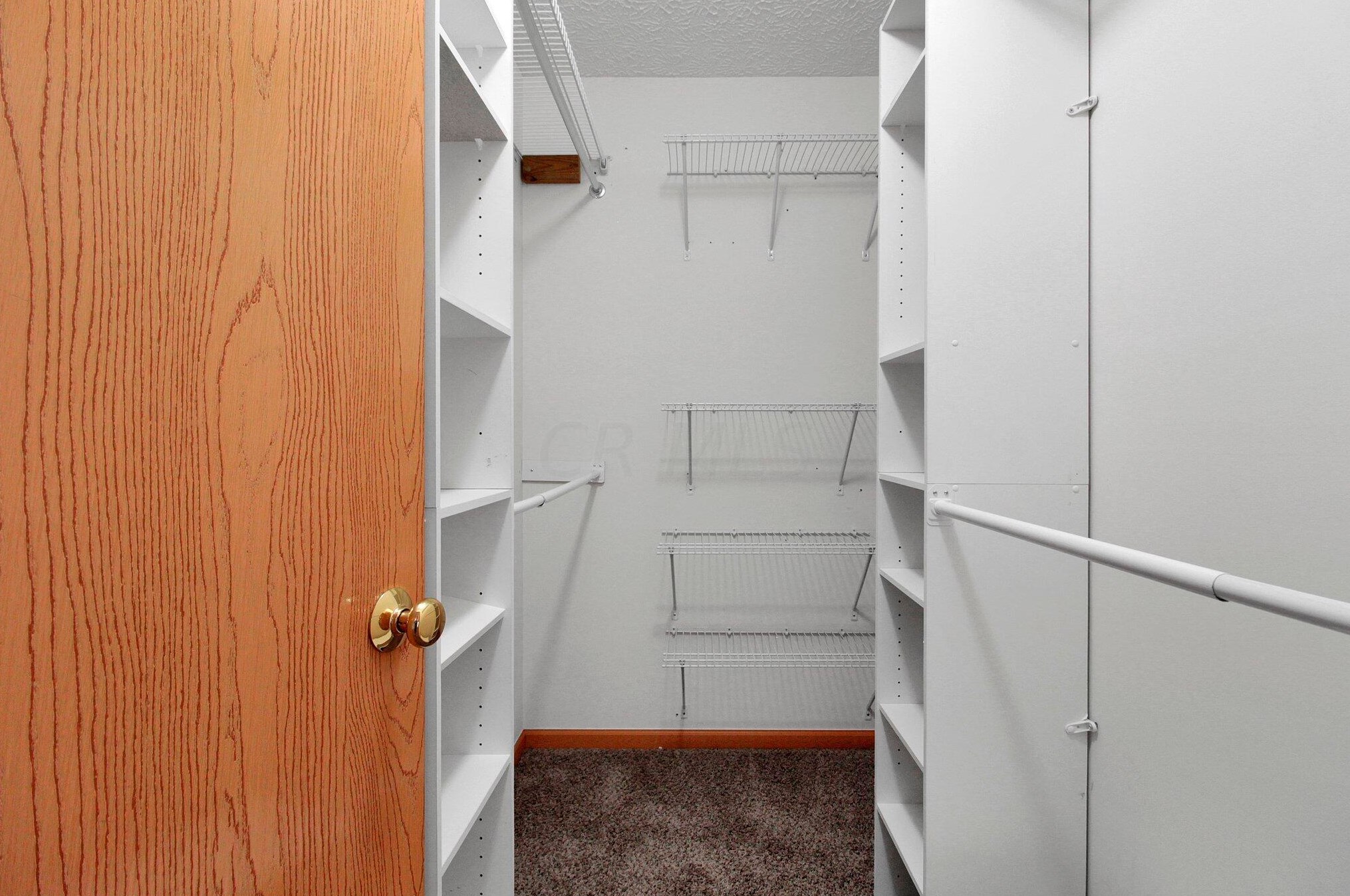 4830 Victory Ct, Columbus OH 43231-8831 exterior