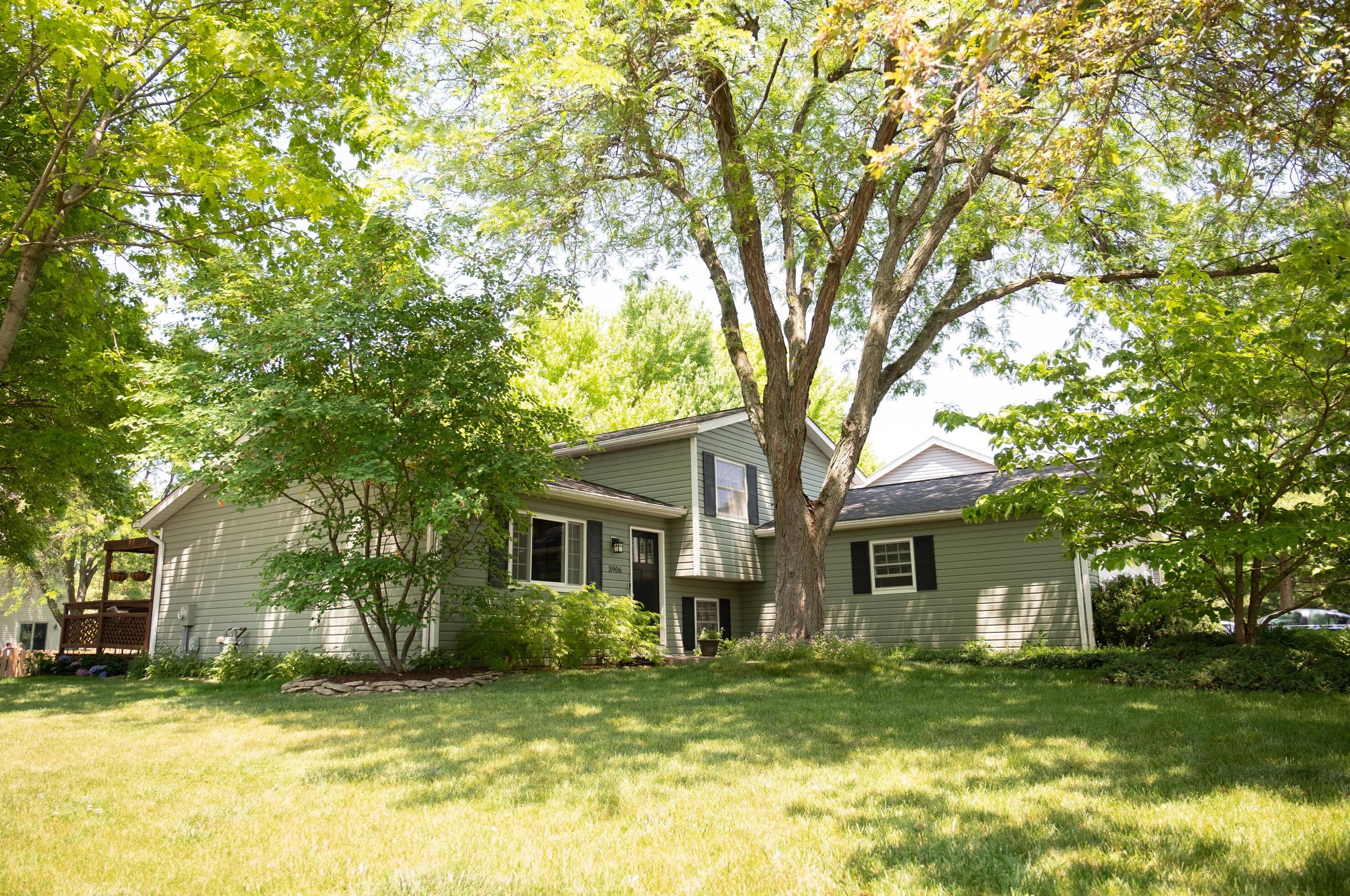 3906 Ramblehurst Rd, Columbus, OH 43221-5913