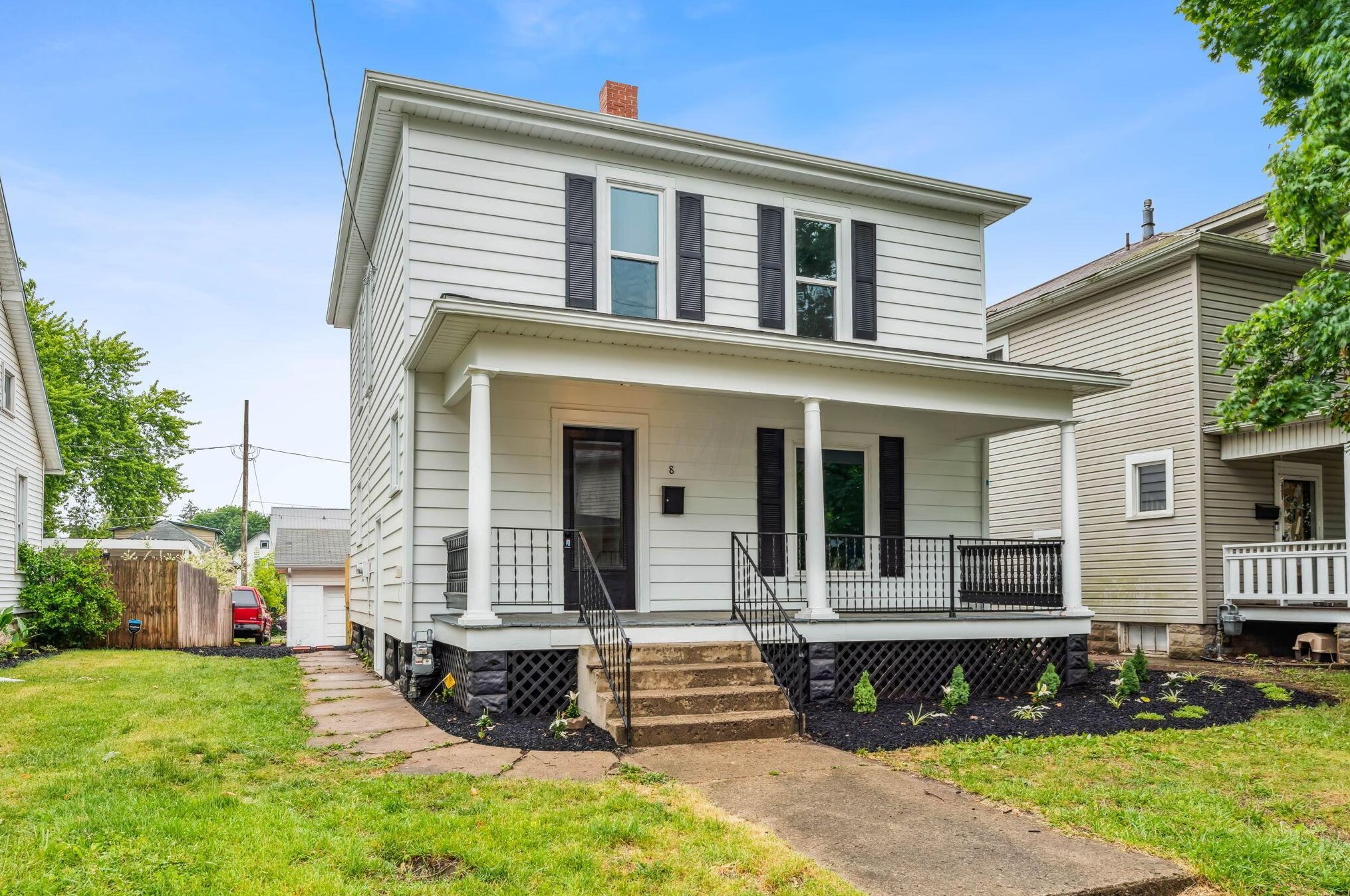8 Third Ave, Mount Vernon, OH 43050