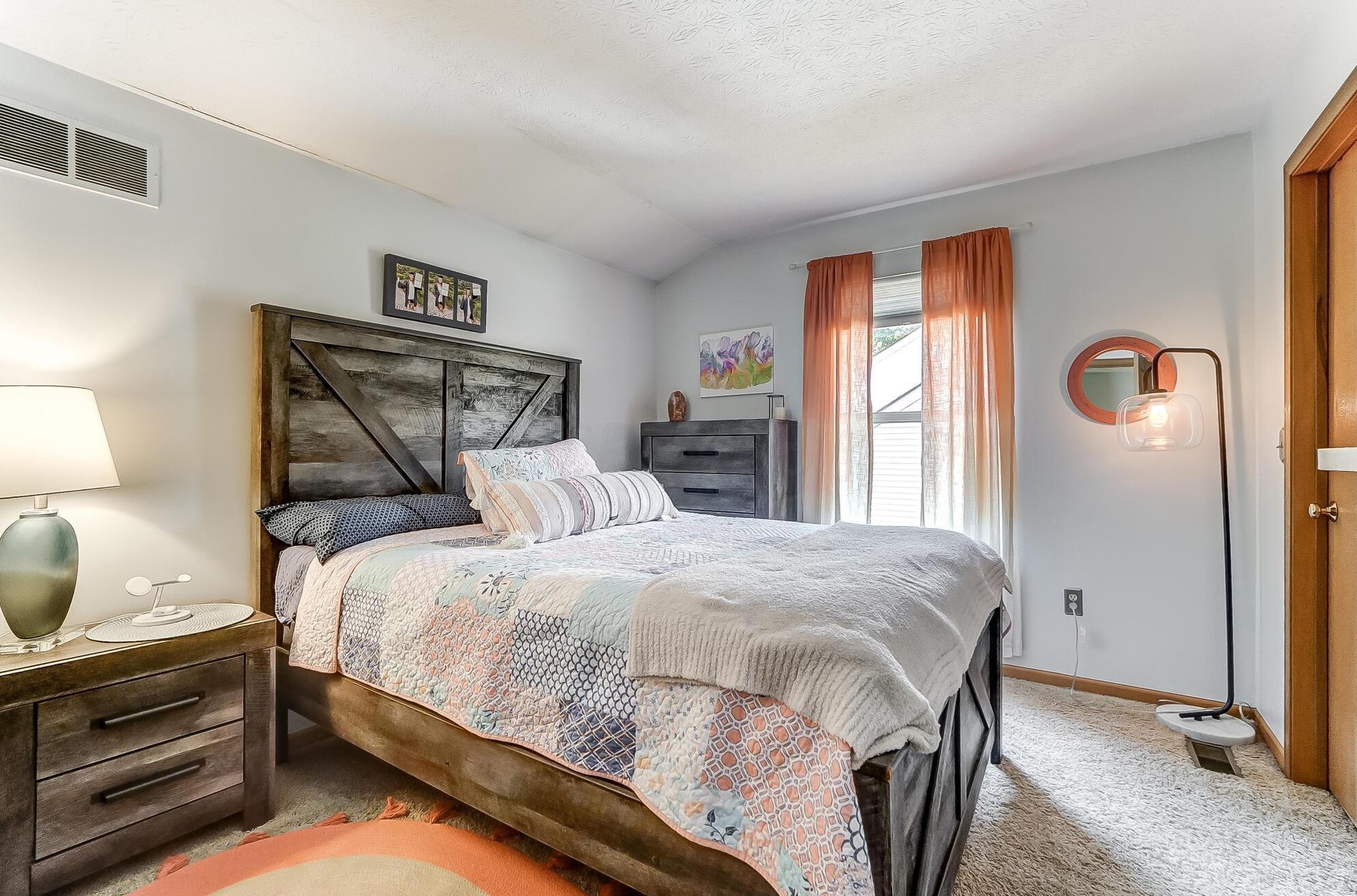 410 Woodside Mdw Pl, Columbus OH 43230-7031 exterior