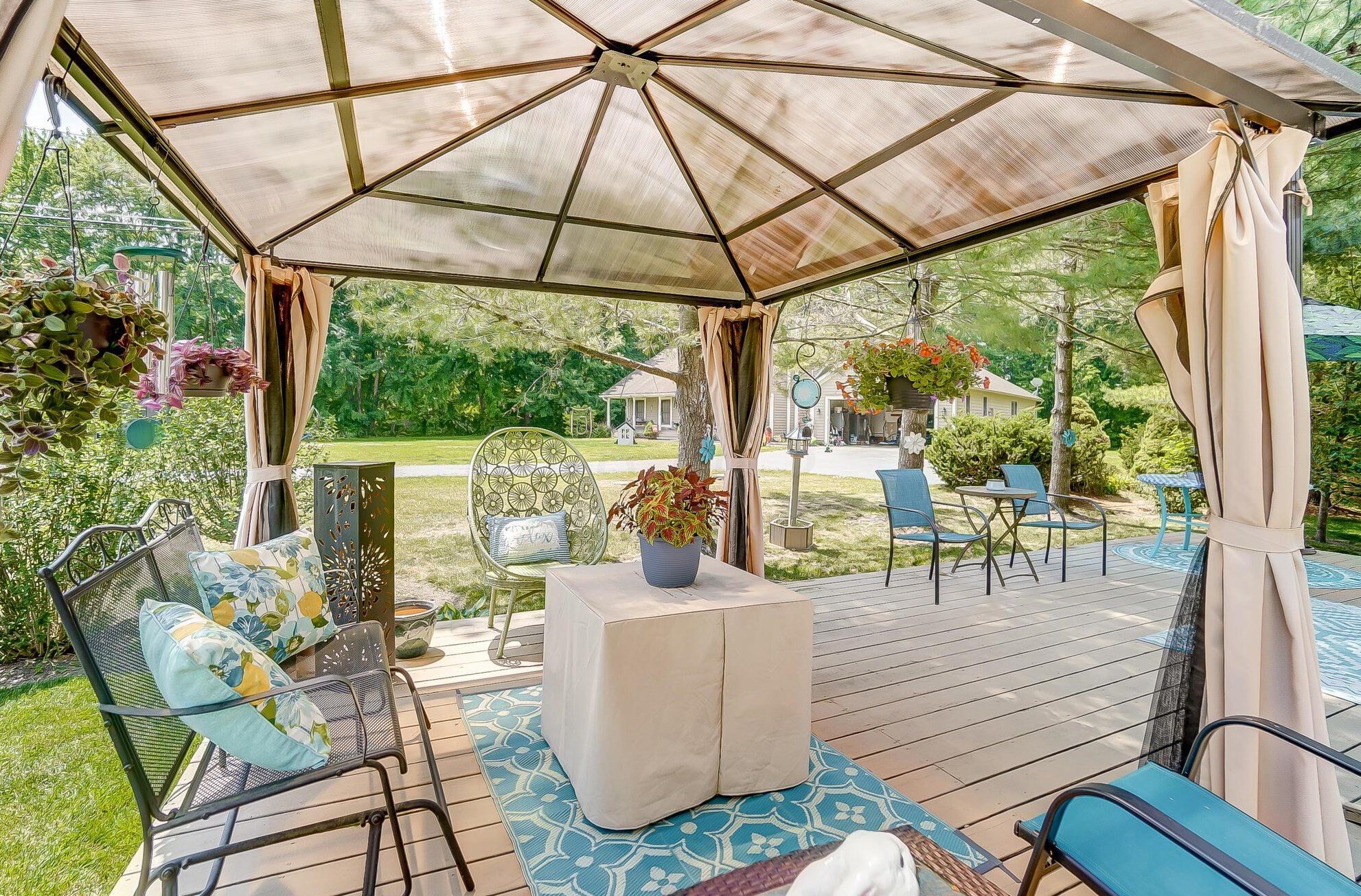 410 Woodside Mdw Pl, Columbus OH 43230-7031 exterior