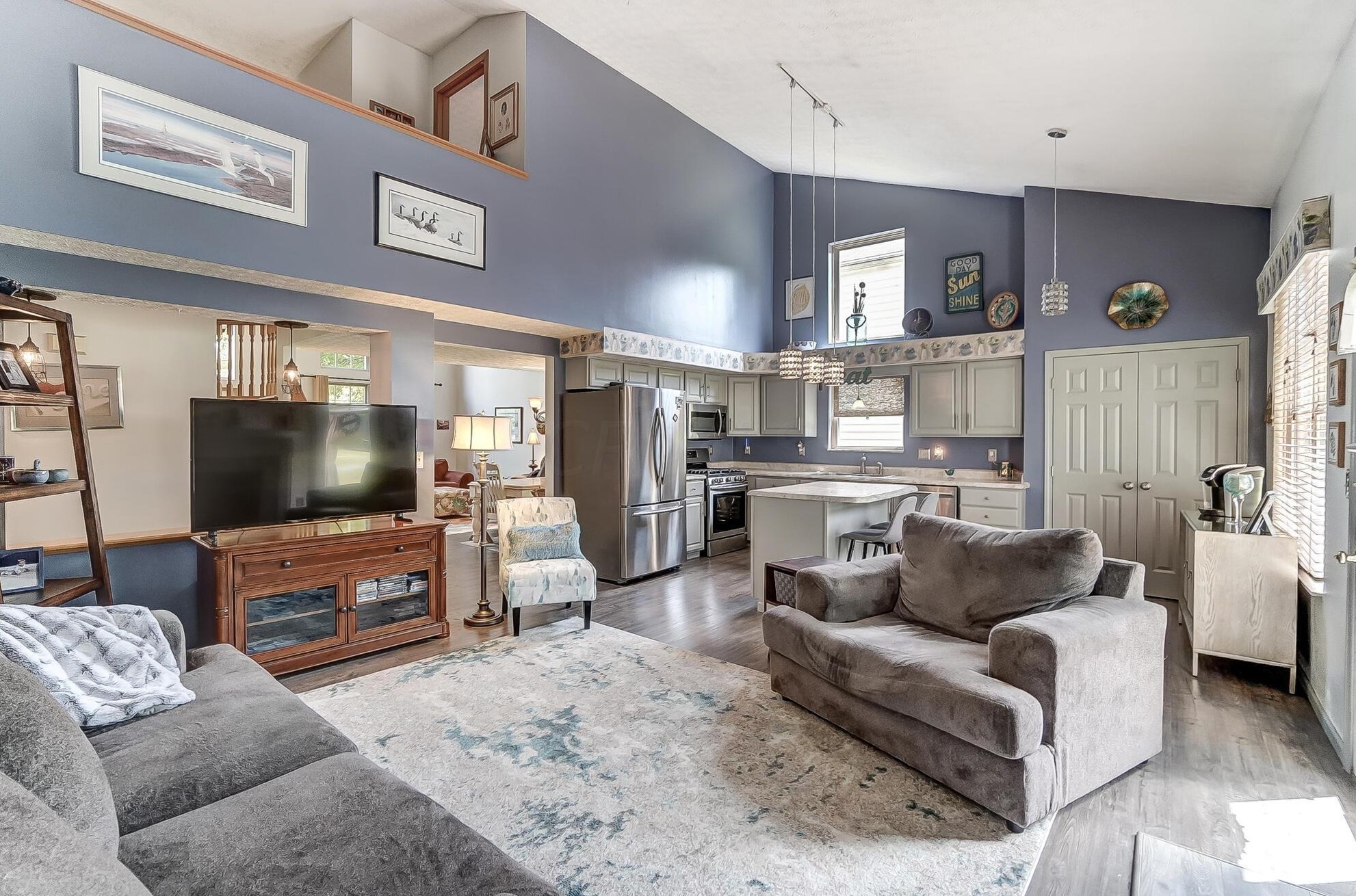 410 Woodside Mdw Pl, Columbus OH 43230-7031 exterior