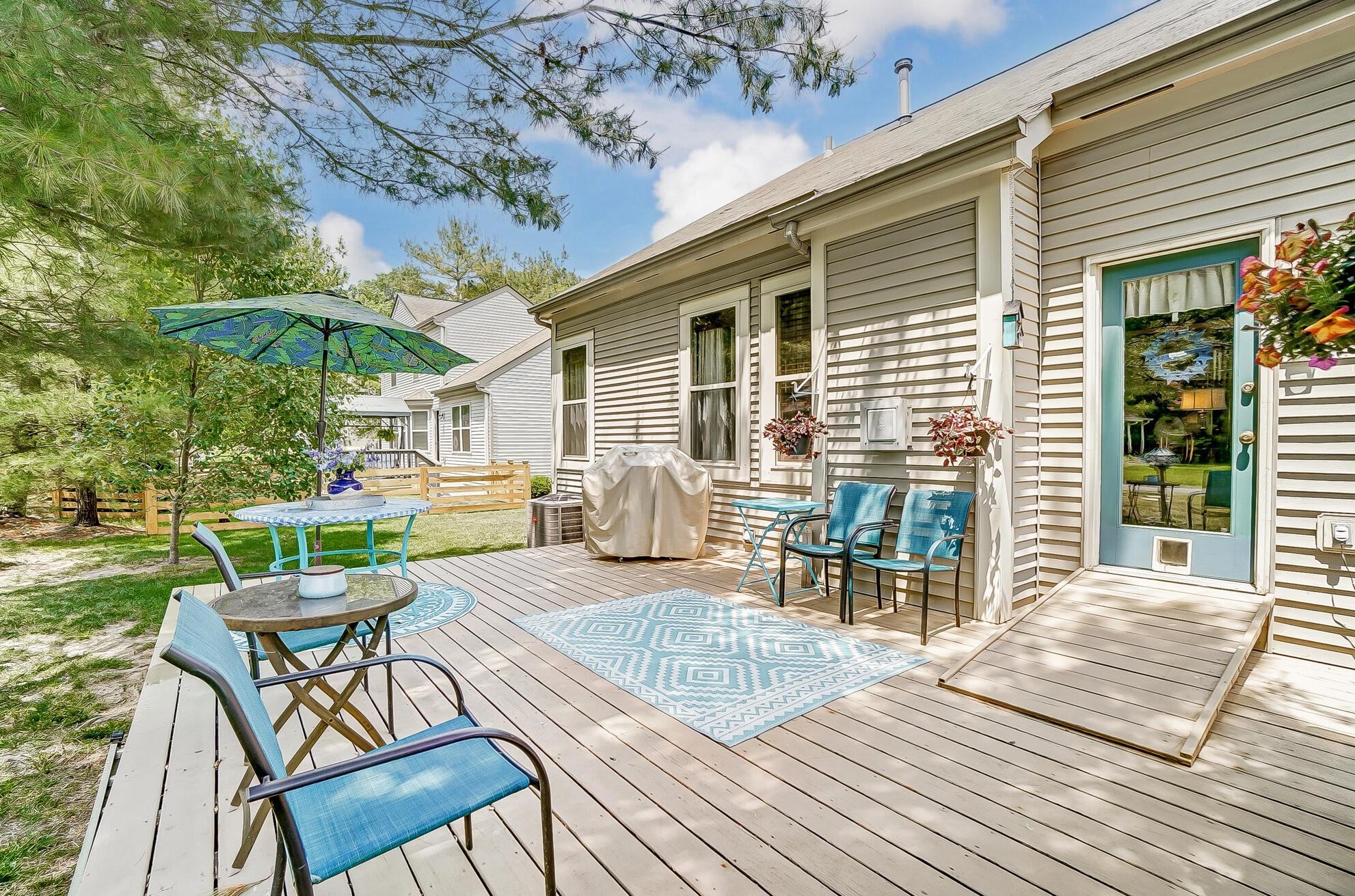 410 Woodside Mdw Pl, Columbus OH 43230-7031 exterior