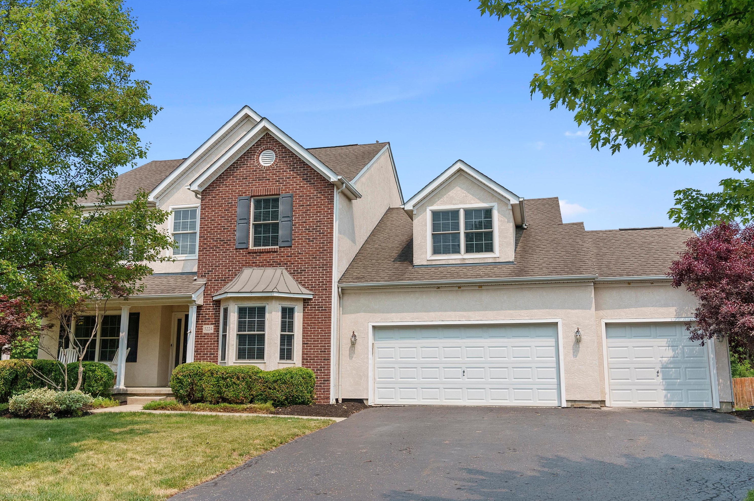 3224 Benbrook Pond Dr, Hilliard, OH 43026-5013