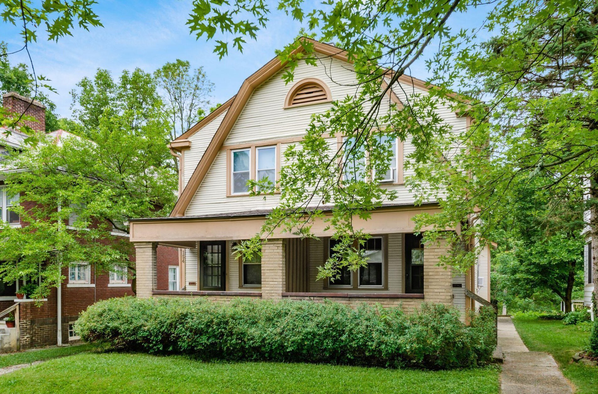 154 Clinton Hts Ave, Columbus OH 43202-1245 exterior