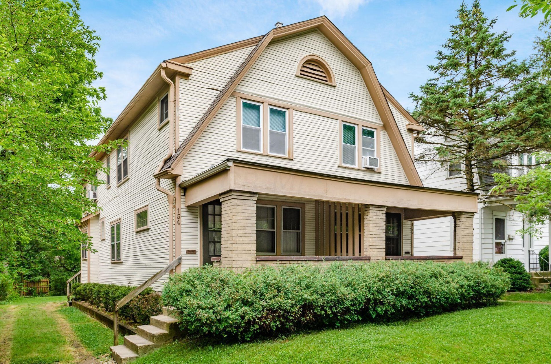 154 Clinton Heights Ave, Columbus, OH 43202-1245