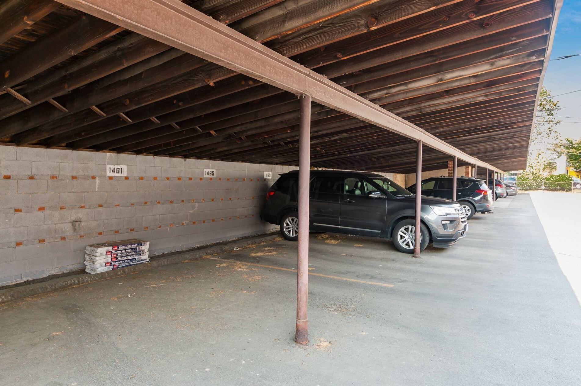 1461 Lane Ave, Columbus OH 43221-3943 exterior