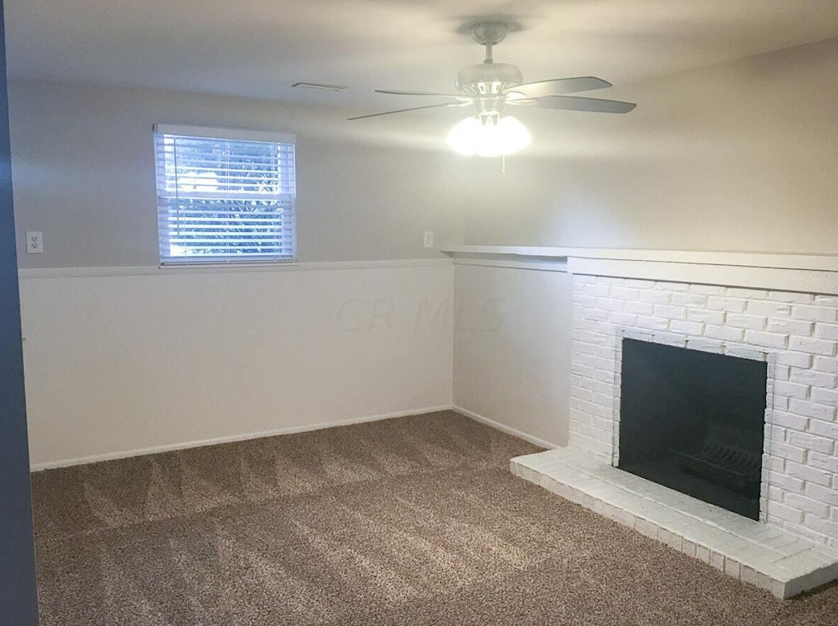 2775 Fleet Rd, Columbus, OH 43232