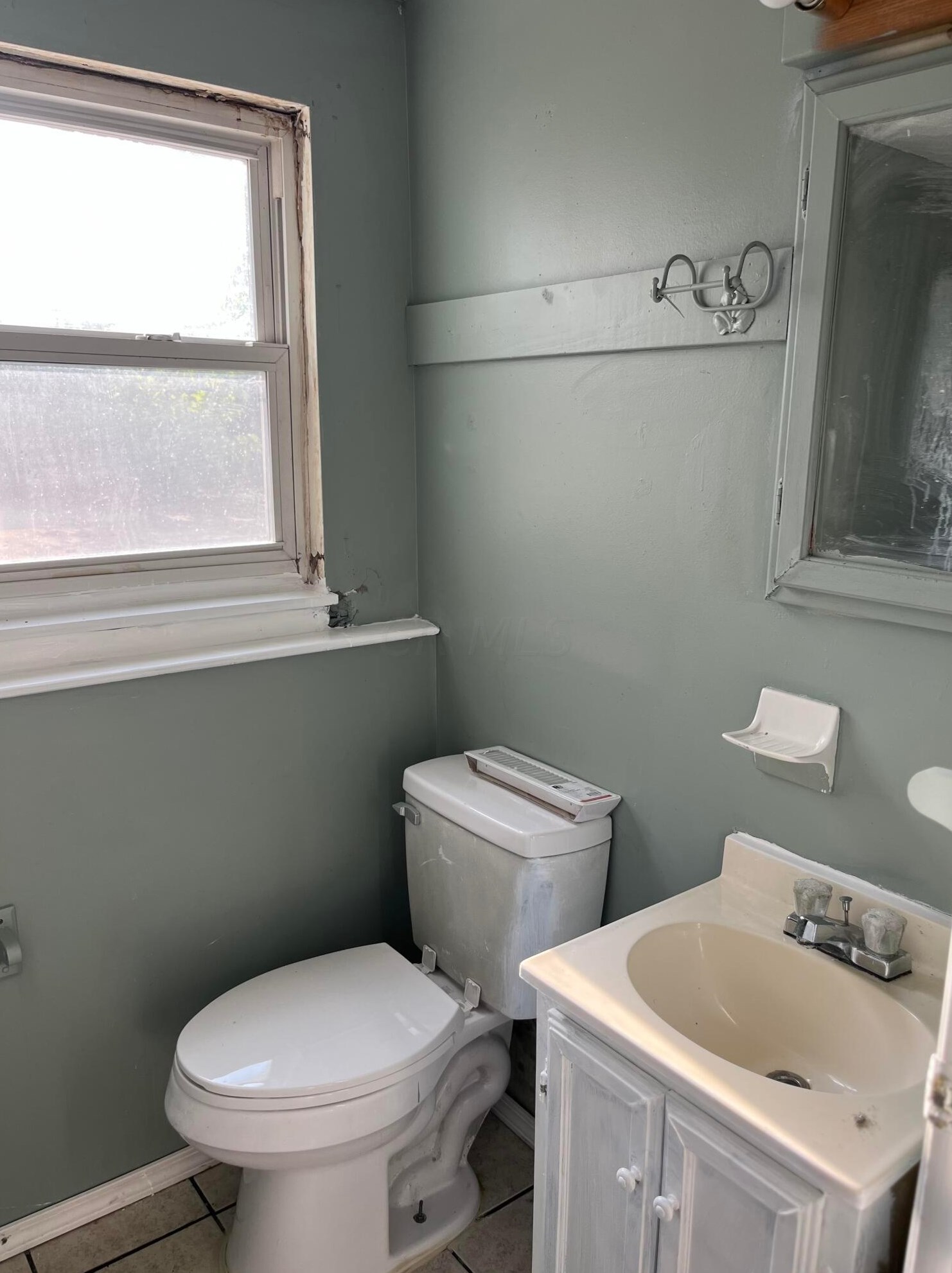 4900 Kresge Dr, Columbus OH  43232-4535 exterior