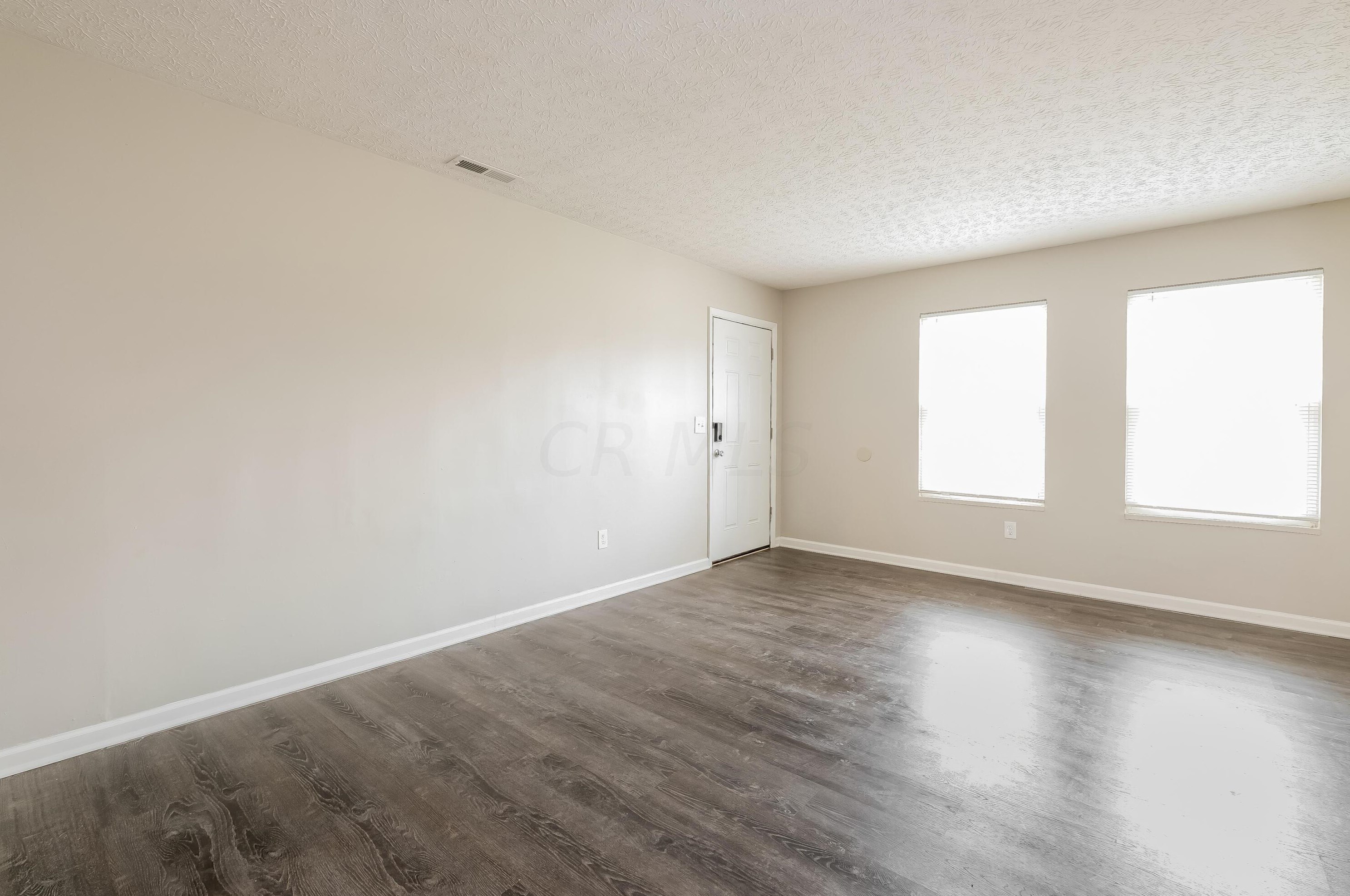 2633 Bulen Ave, Columbus OH  43207-2721 exterior