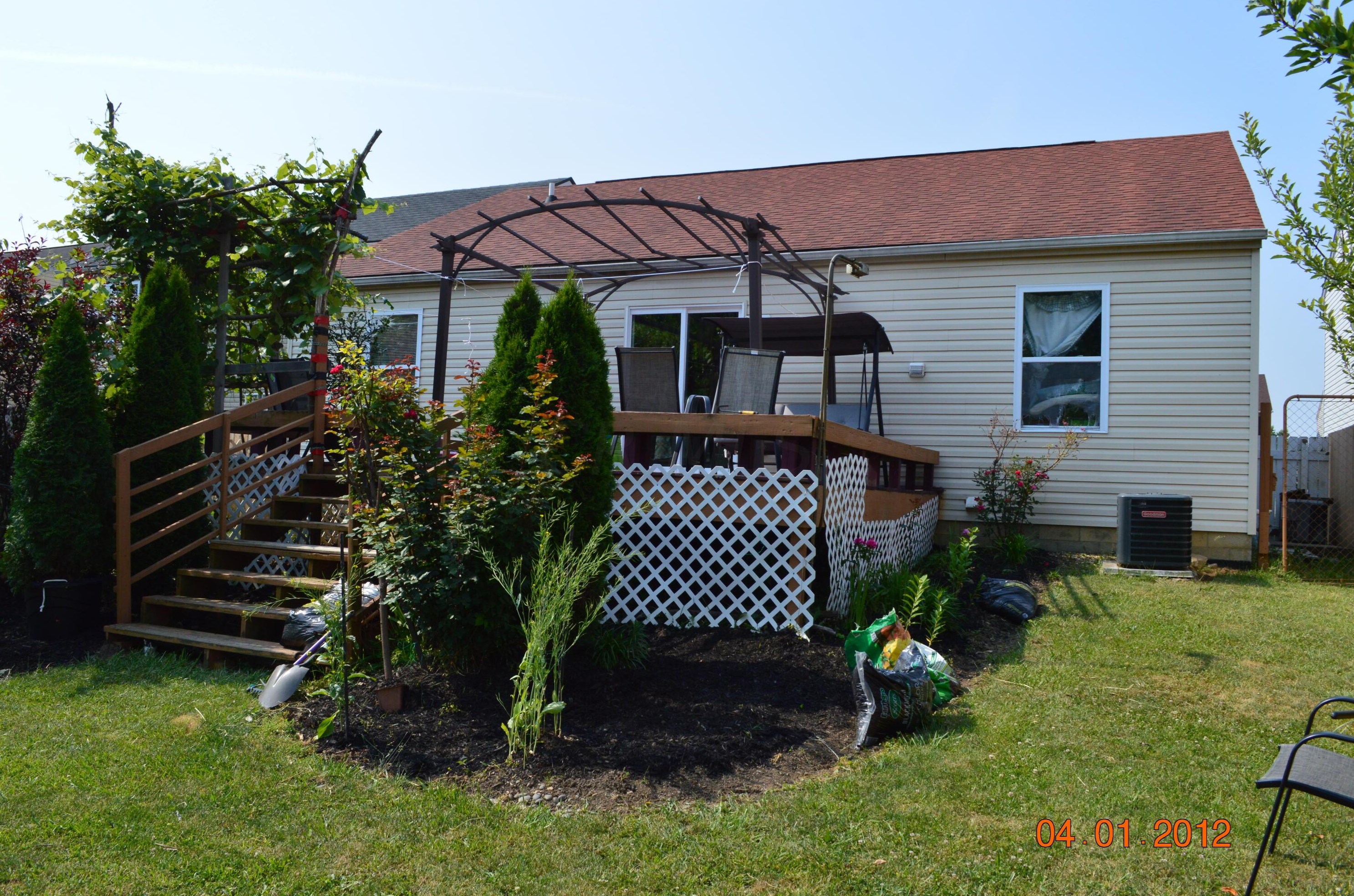 1988 Arden Frst Ln, Columbus OH 43223-2858 exterior