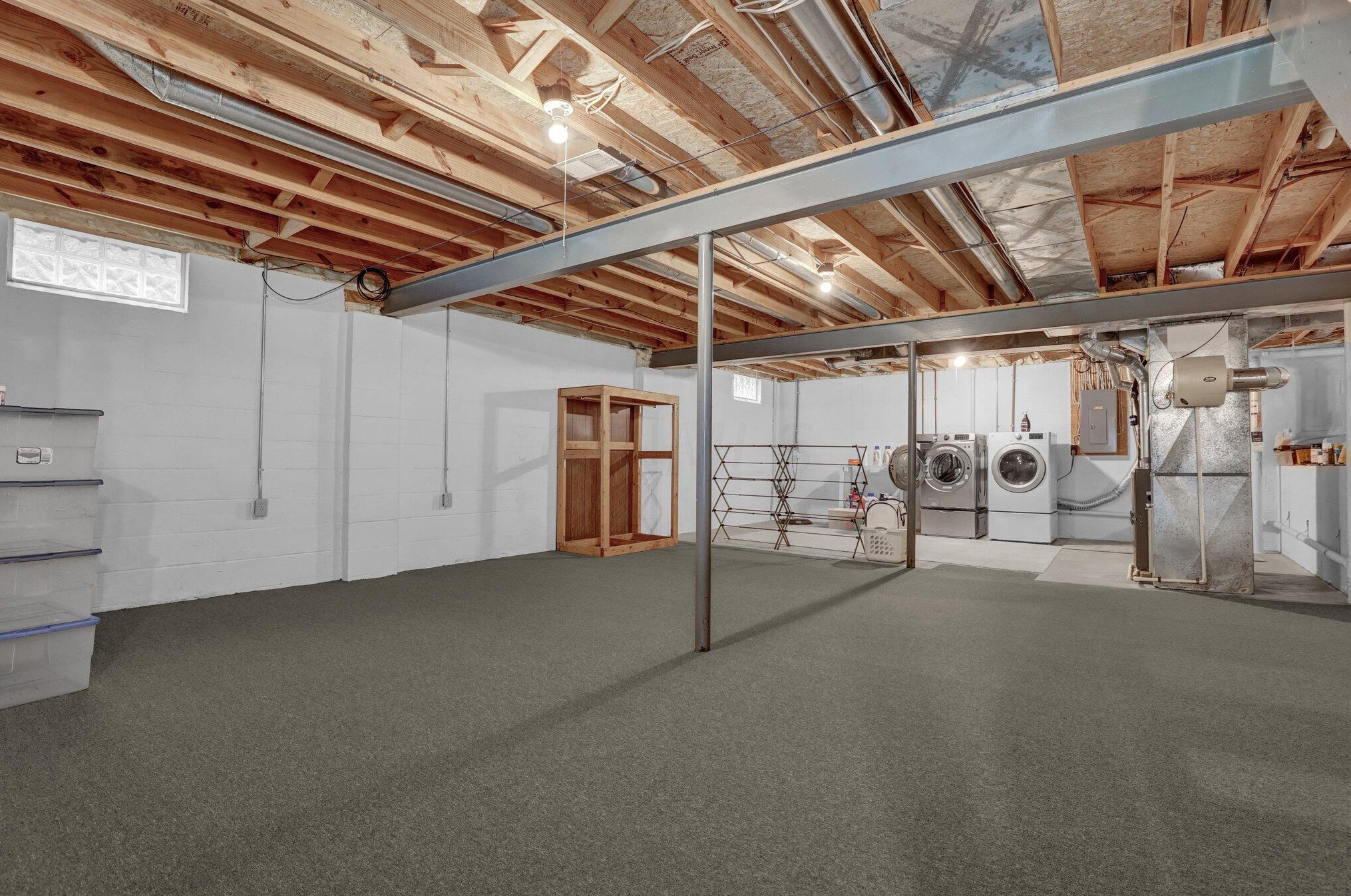 5863 Buechler Bnd, Columbus OH 43228-8802 exterior