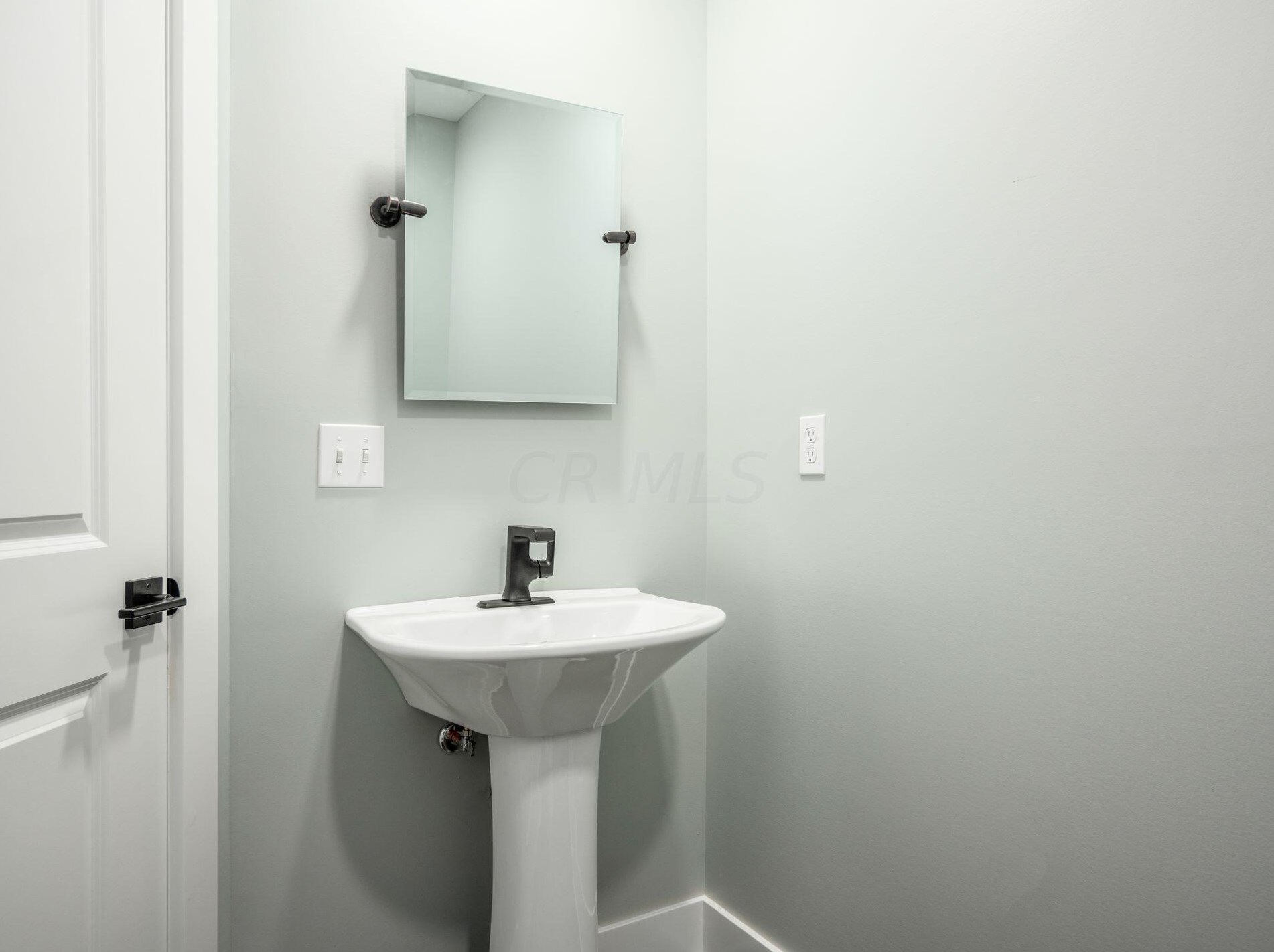 225 Webster Park Ave, Columbus OH  43214-3516 exterior