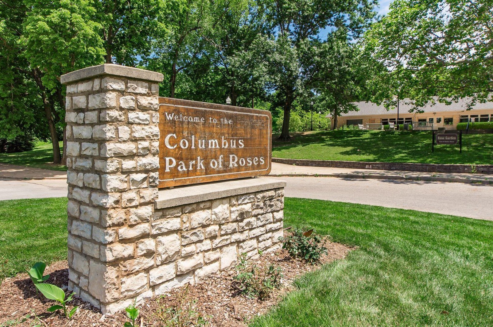 225 Webster Park Ave, Columbus OH  43214-3516 exterior