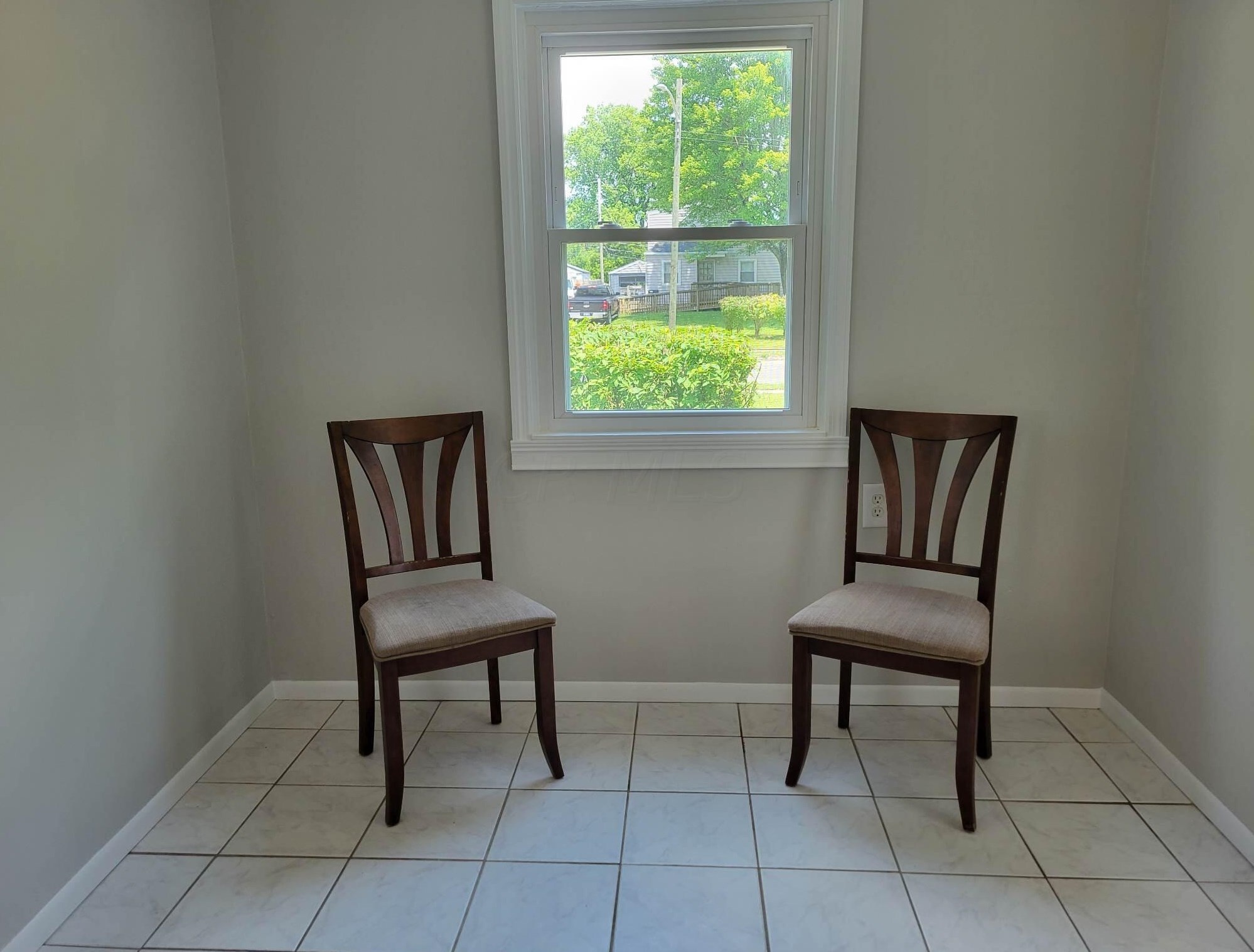 1299 North Broadway, Columbus OH 43224-4148 exterior