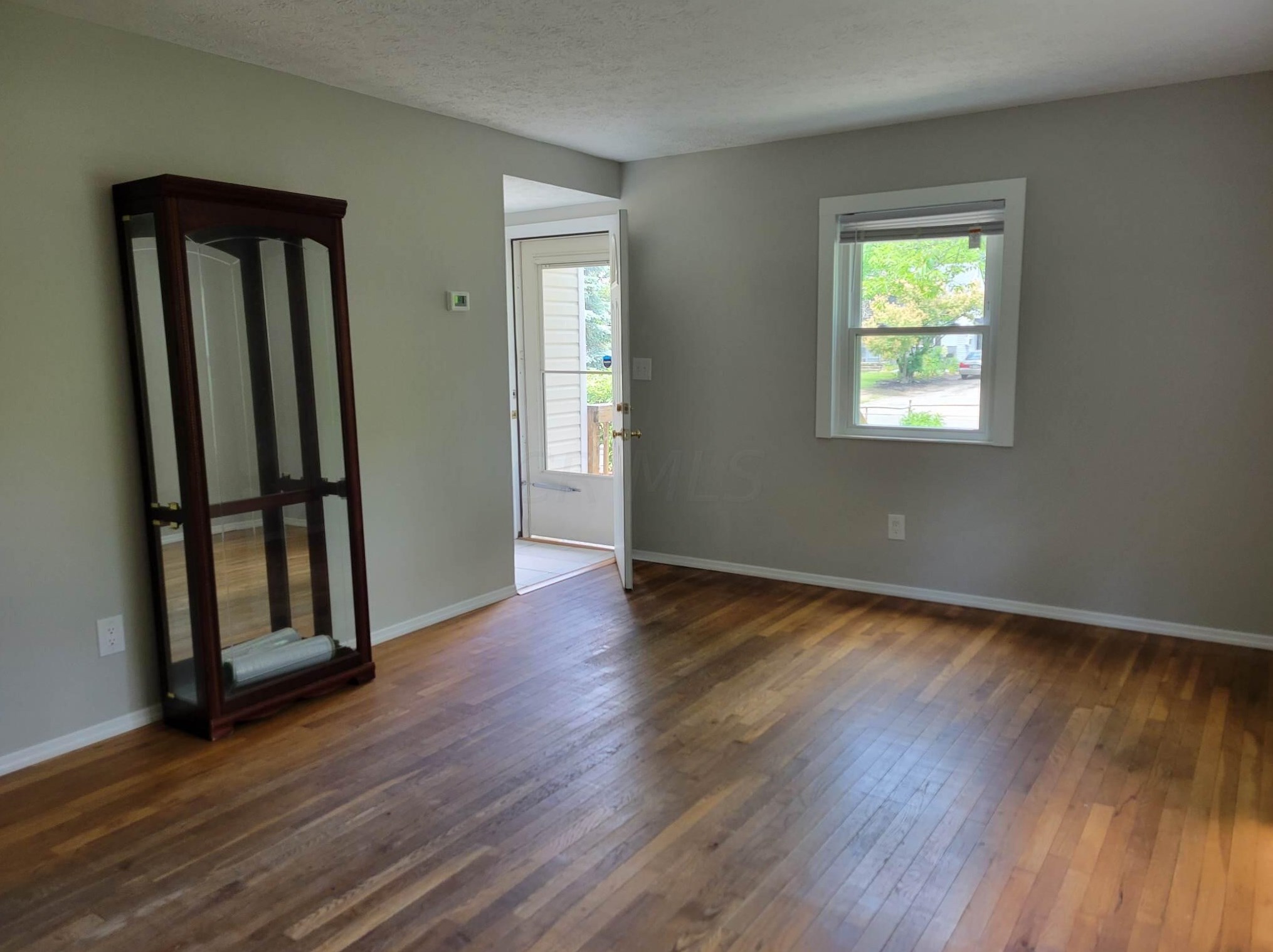 1299 North Broadway, Columbus OH 43224-4148 exterior